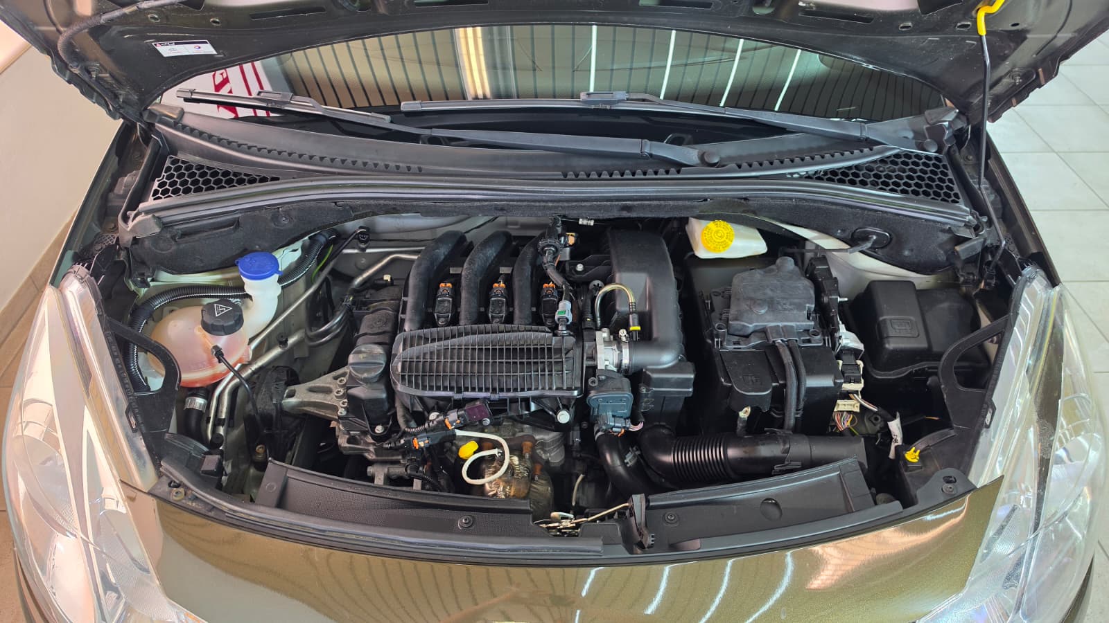 CITROEN C3 1.2i SCHWEIZER FAHRZEUG, FRISCH AB MFK UND FRISCH AB SERVICE, LEICHTER HAGELSCHADEN VORHANDEN-image-14