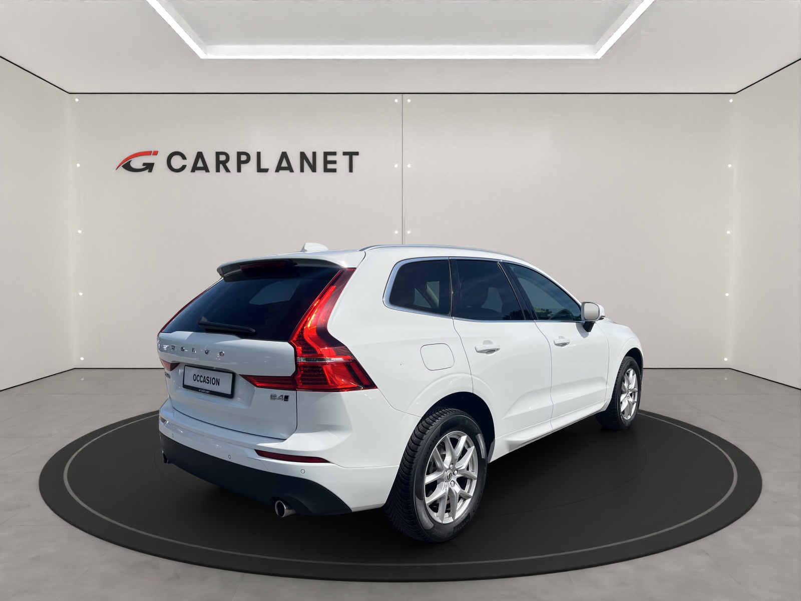 VOLVO XC60 2.0 B4 MH Momentum AWD-image-4