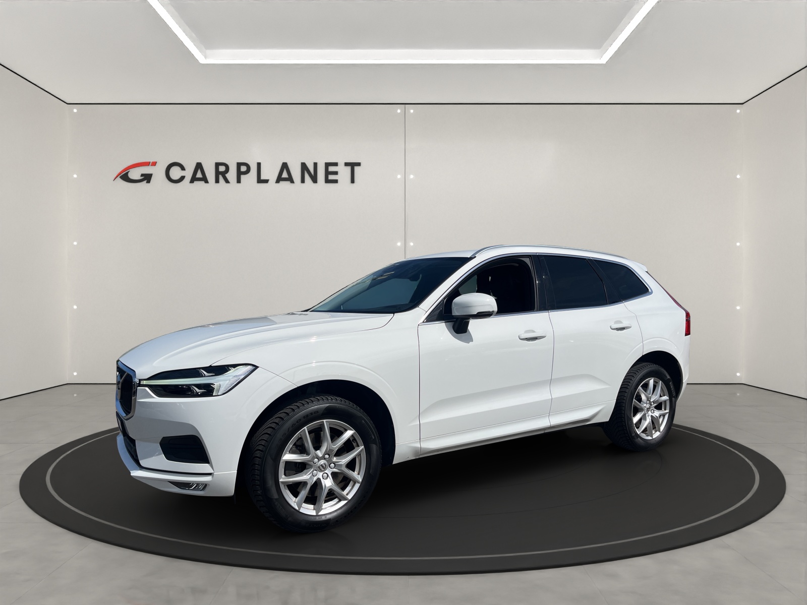 VOLVO XC60 2.0 B4 MH Momentum AWD-image-0