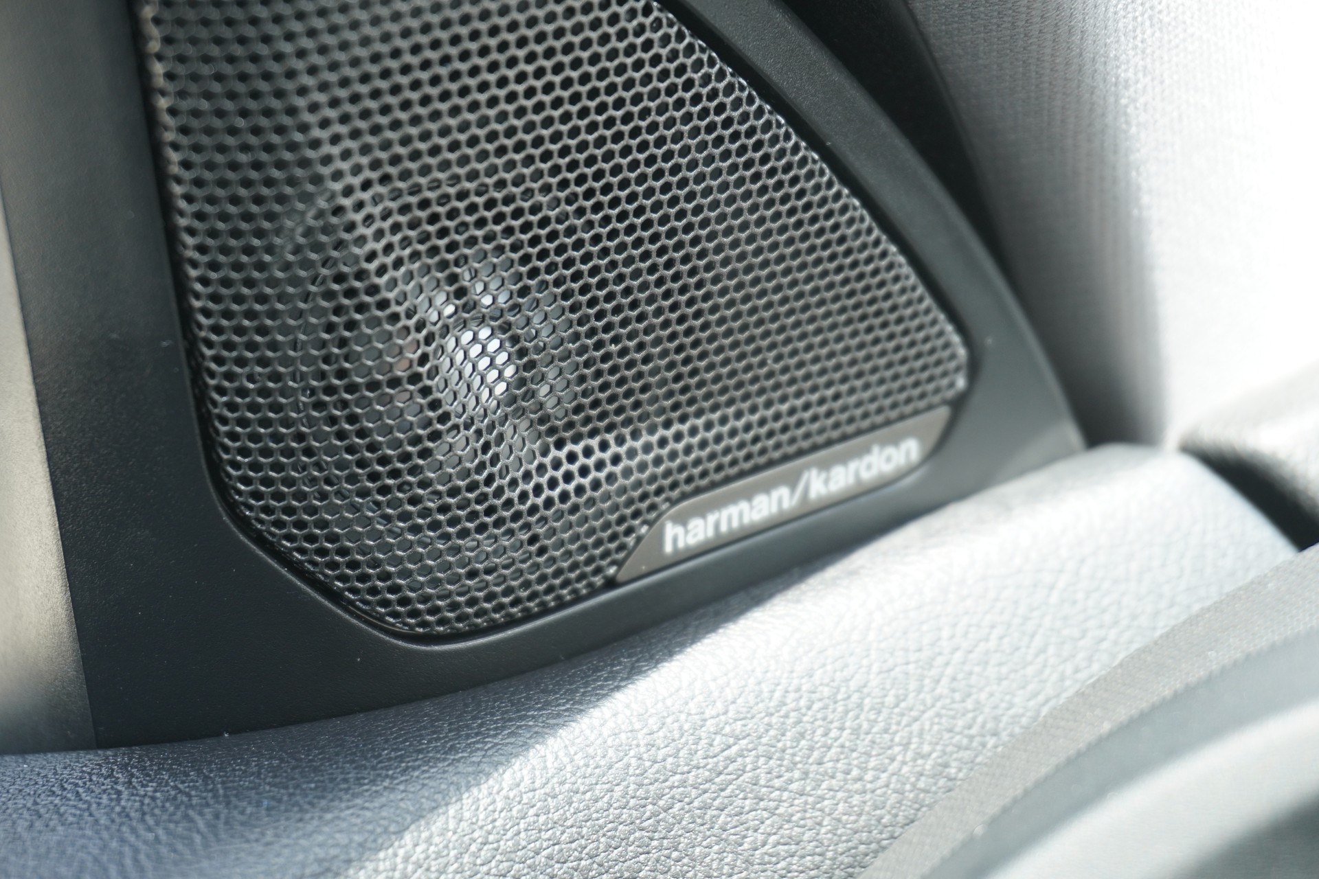 BMW 120i Sport Line Steptronic-image-37