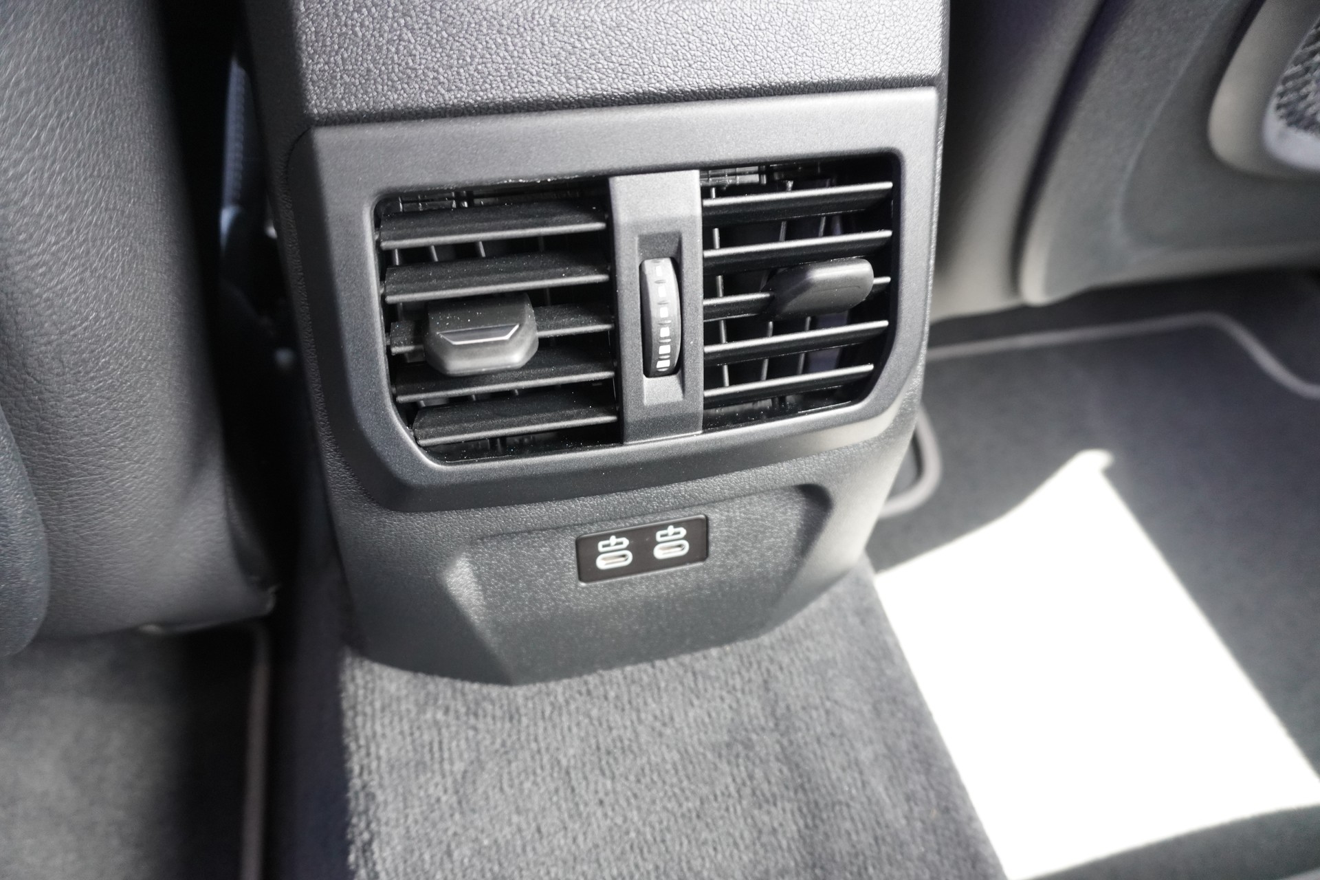 BMW 120i Sport Line Steptronic-image-14