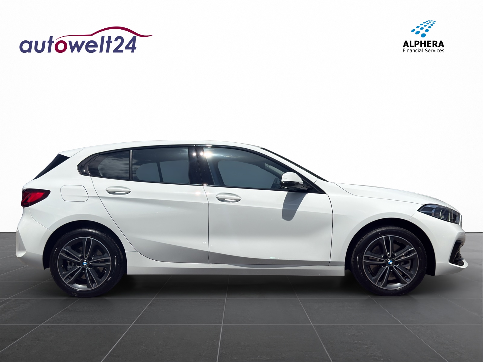 BMW 120i Sport Line Steptronic-image-3