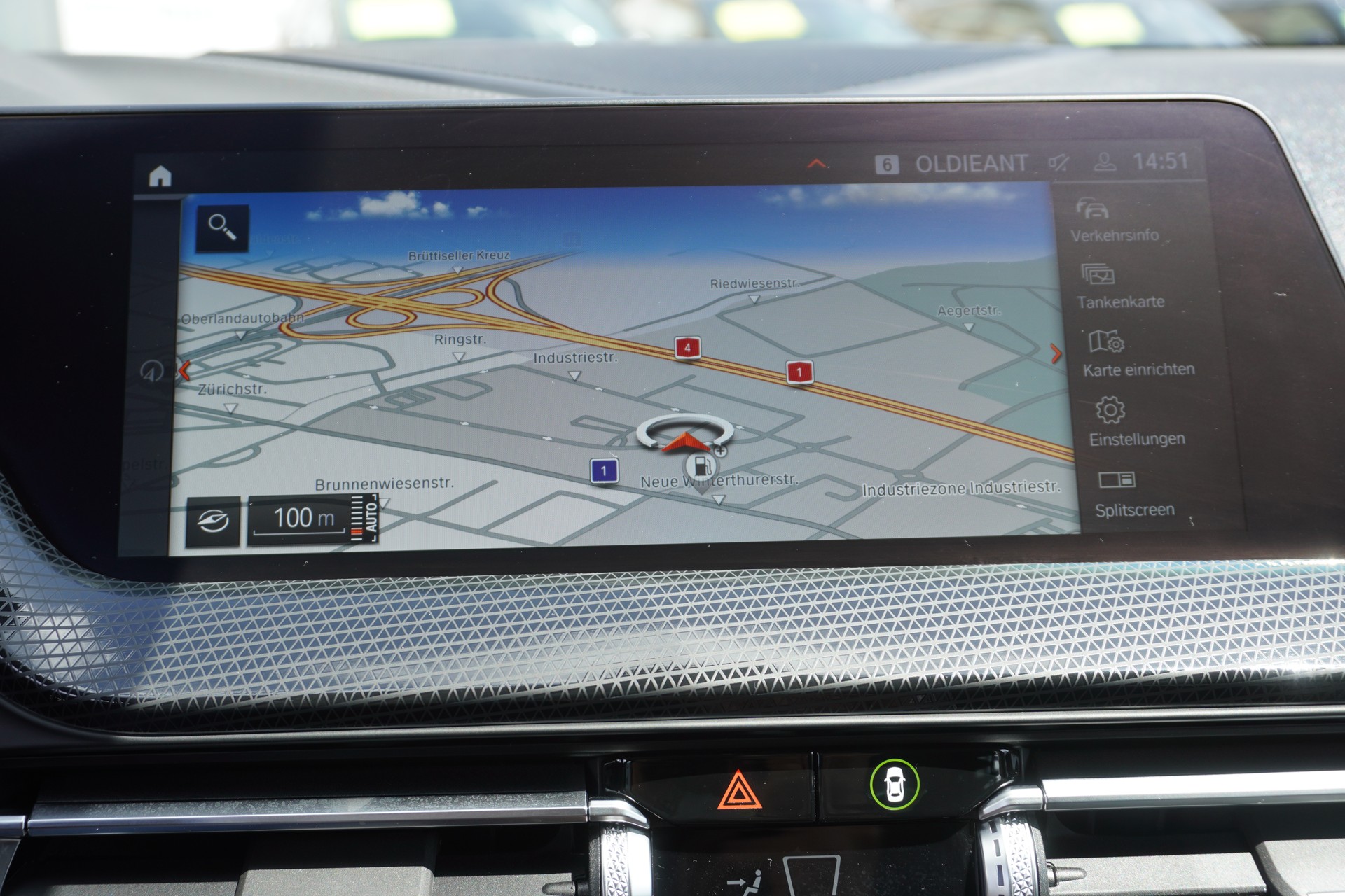 BMW 120i Sport Line Steptronic-image-19