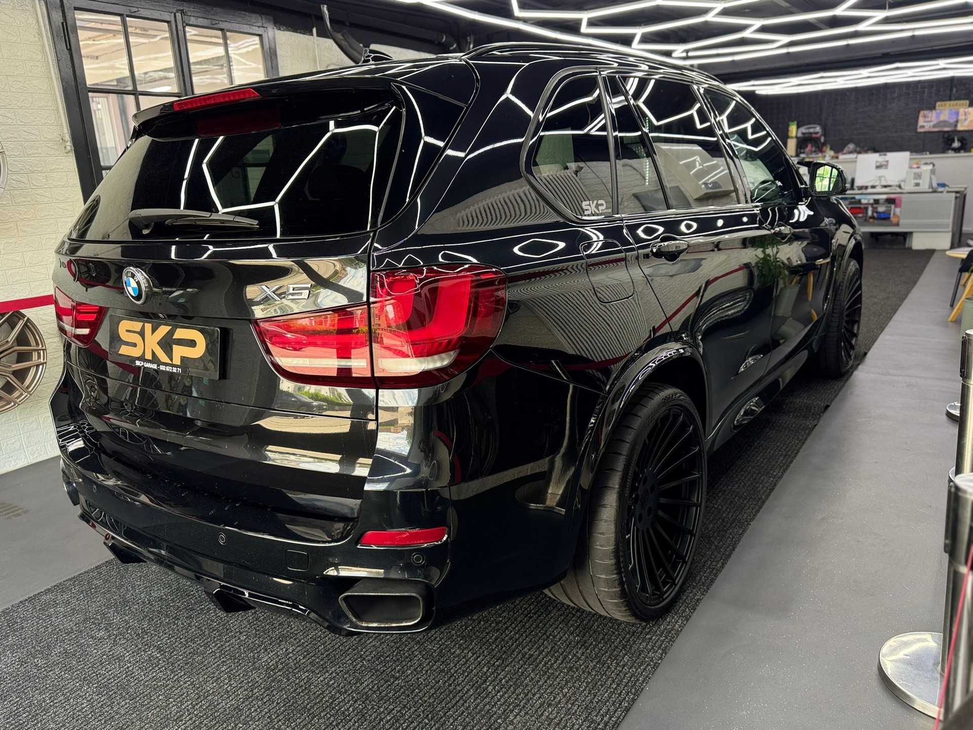 BMW X5 xDrive 25d Steptronic-image-2