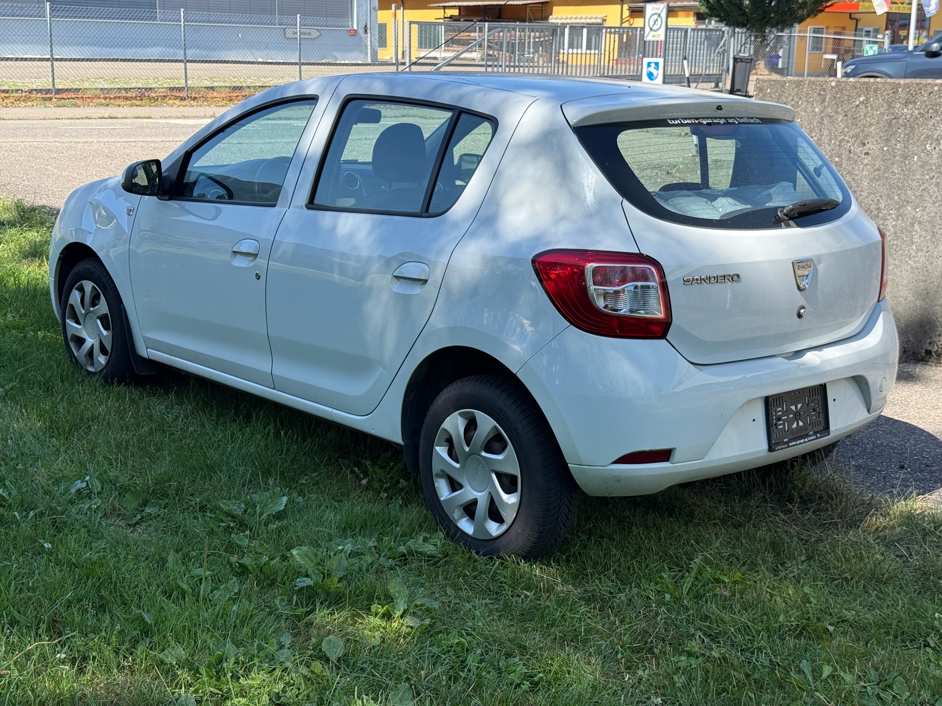 DACIA Sandero Tce 90 Celebration-image-2