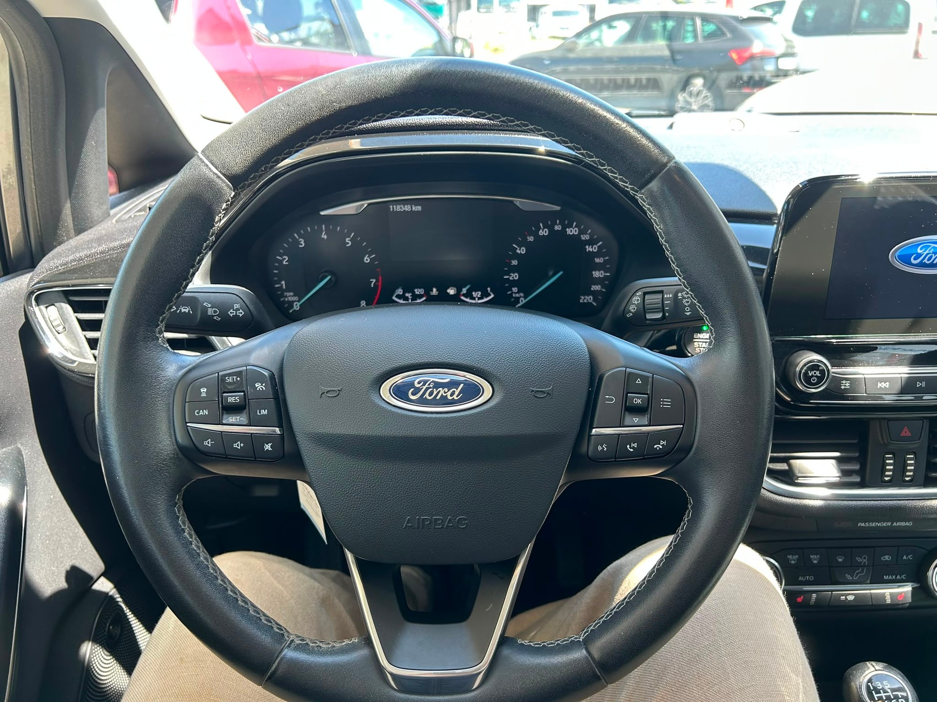 FORD Fiesta 1.0 SCTi Titanium-image-8