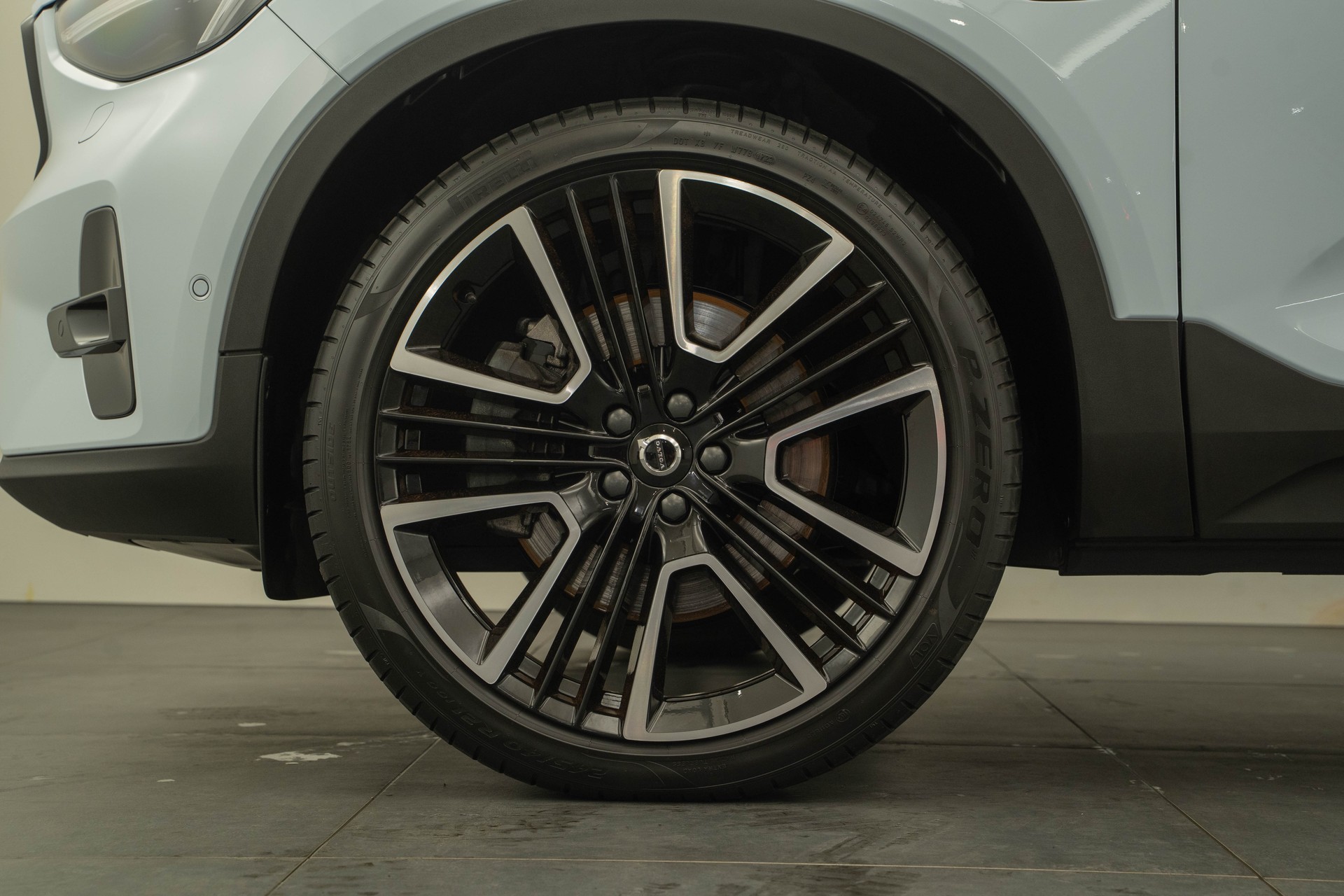 VOLVO XC40 1.5 T5 PiH Ultimate Dark-image-14