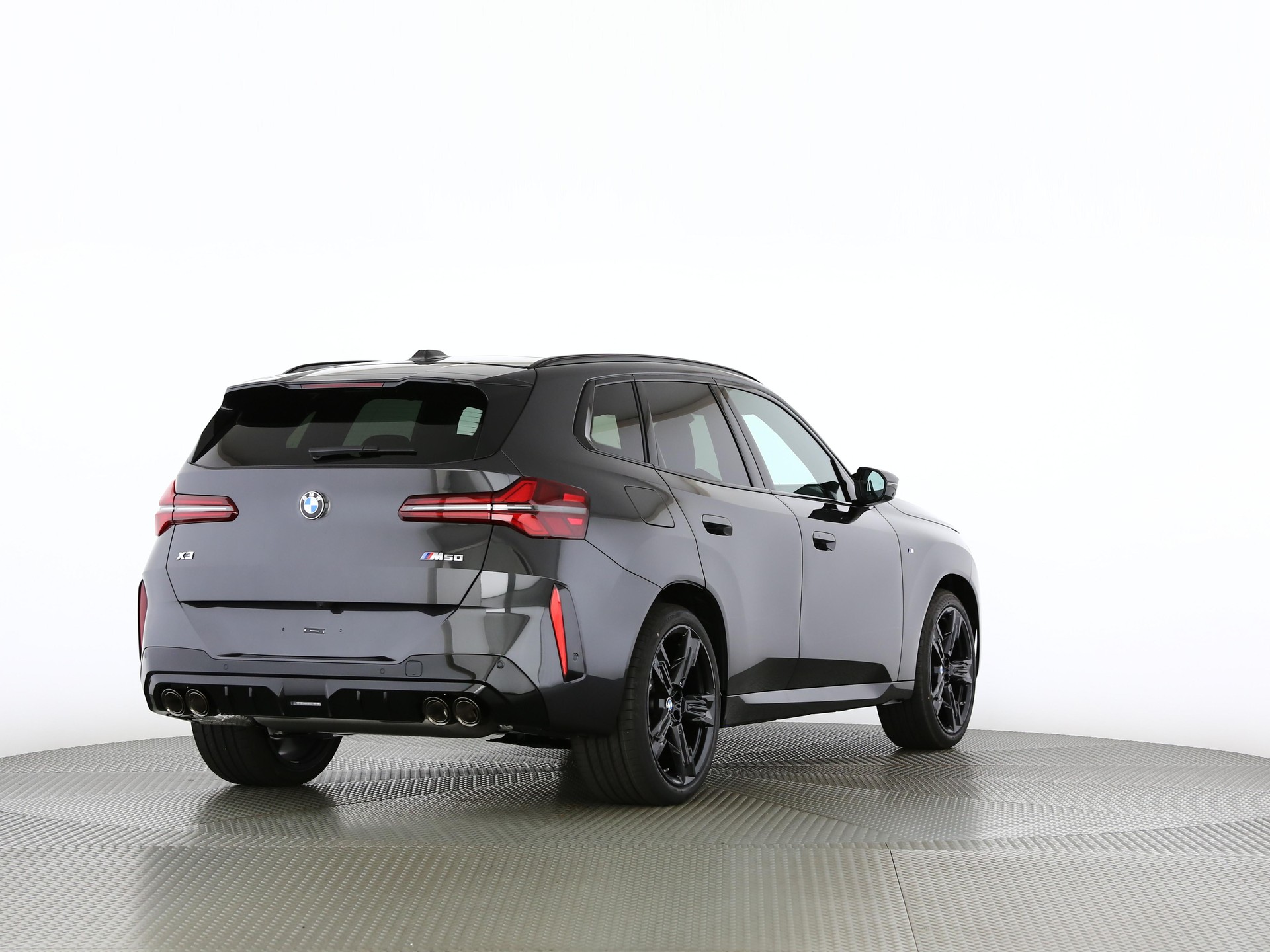 BMW X3 M50i-image-1