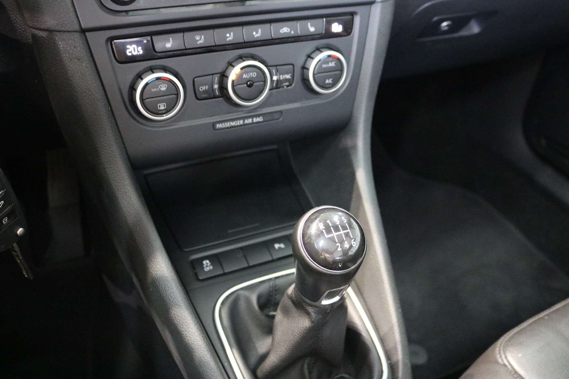 VW Golf Cabrio 1.4 TSI Lounge-image-6