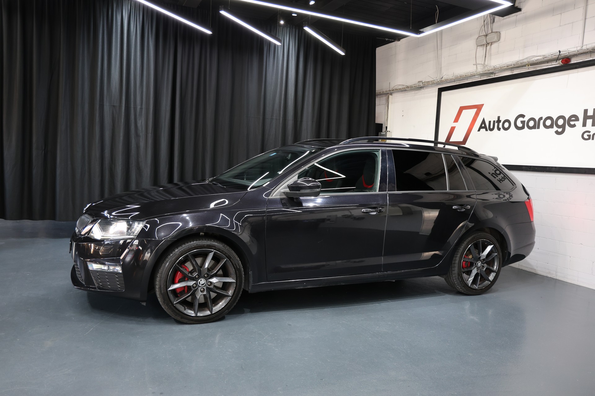 SKODA Octavia Combi 2.0 TDI RS DSG-image-8