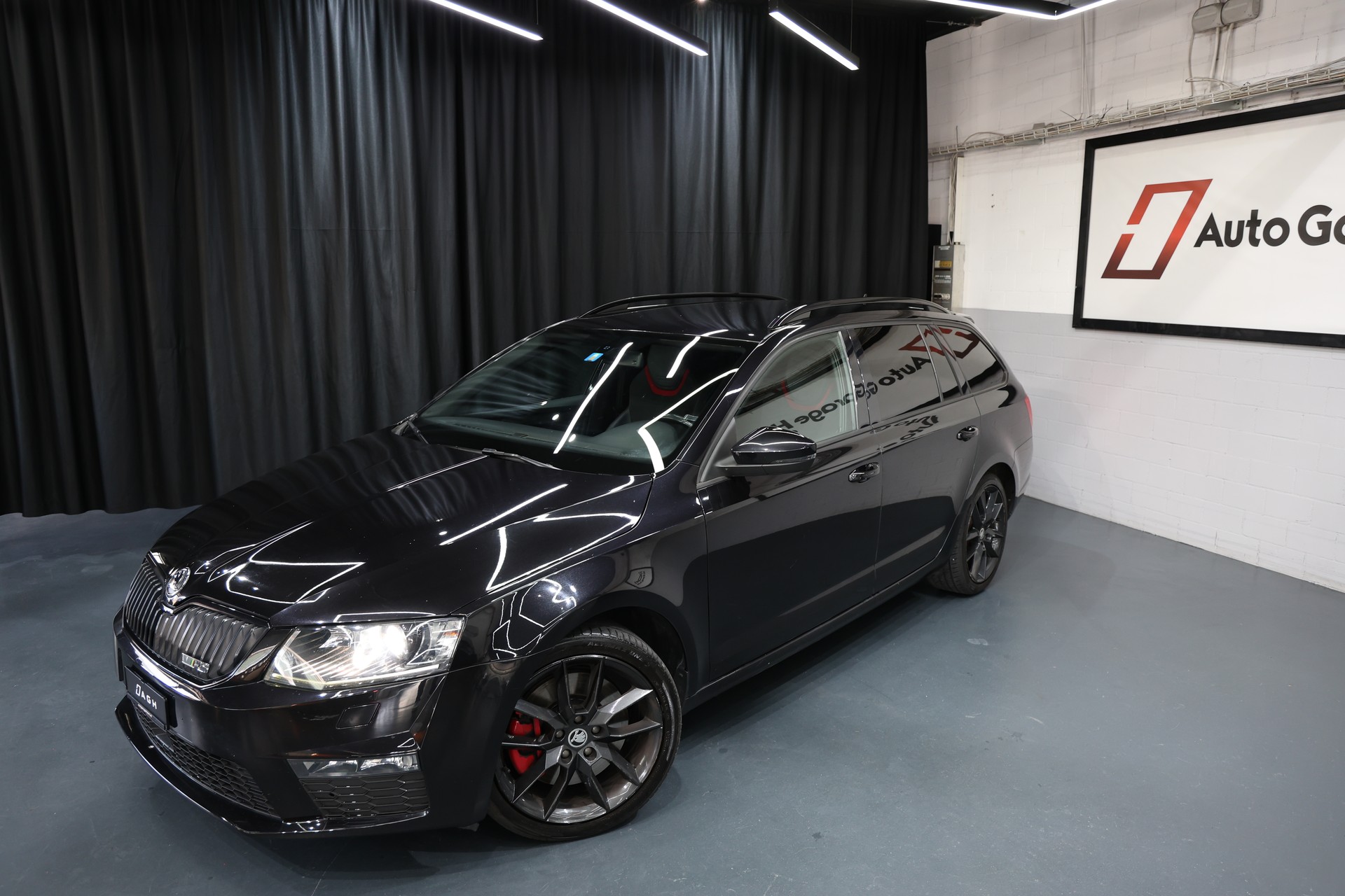 SKODA Octavia Combi 2.0 TDI RS DSG-image-11