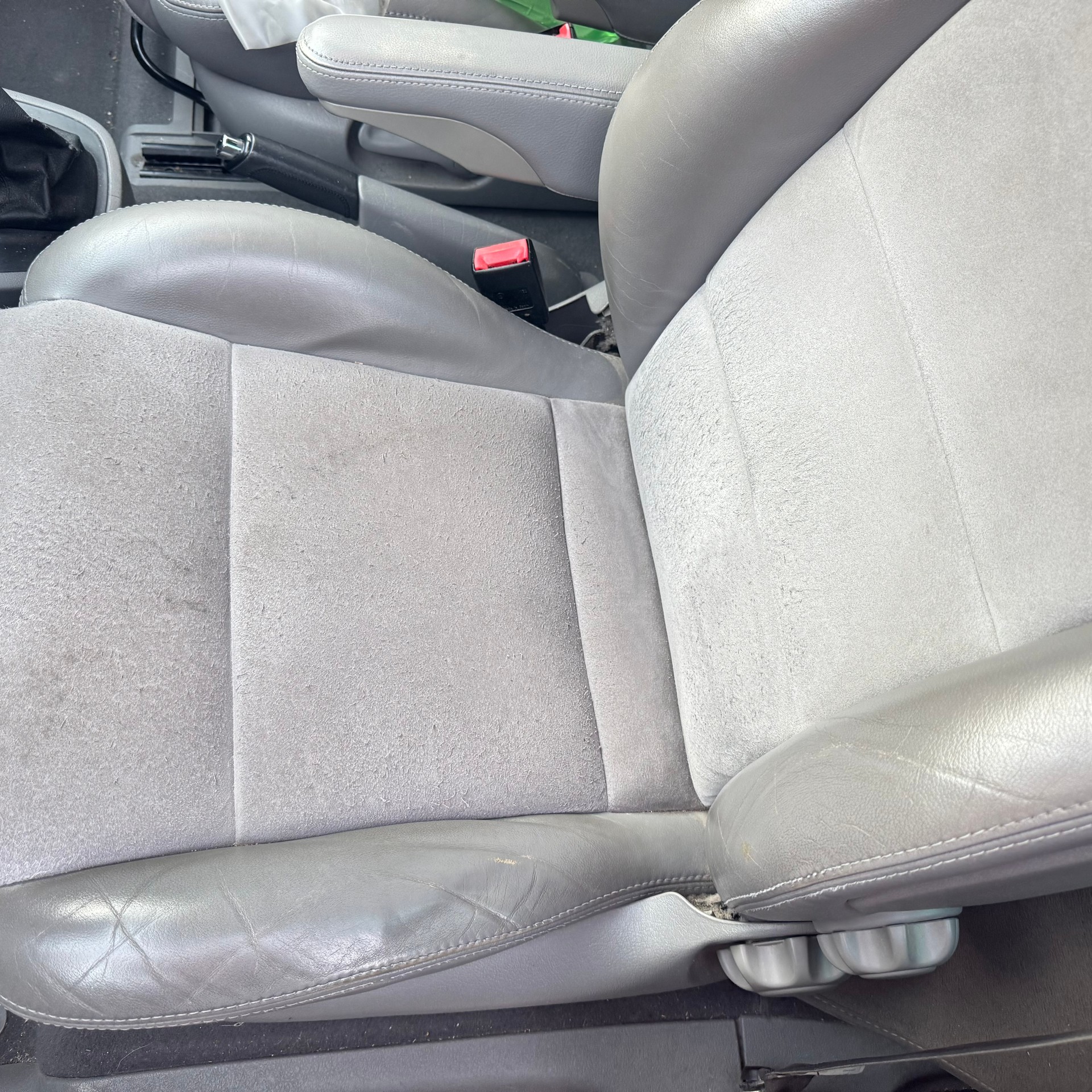 VW Sharan 2.8 V6 Highline 4Motion-image-5