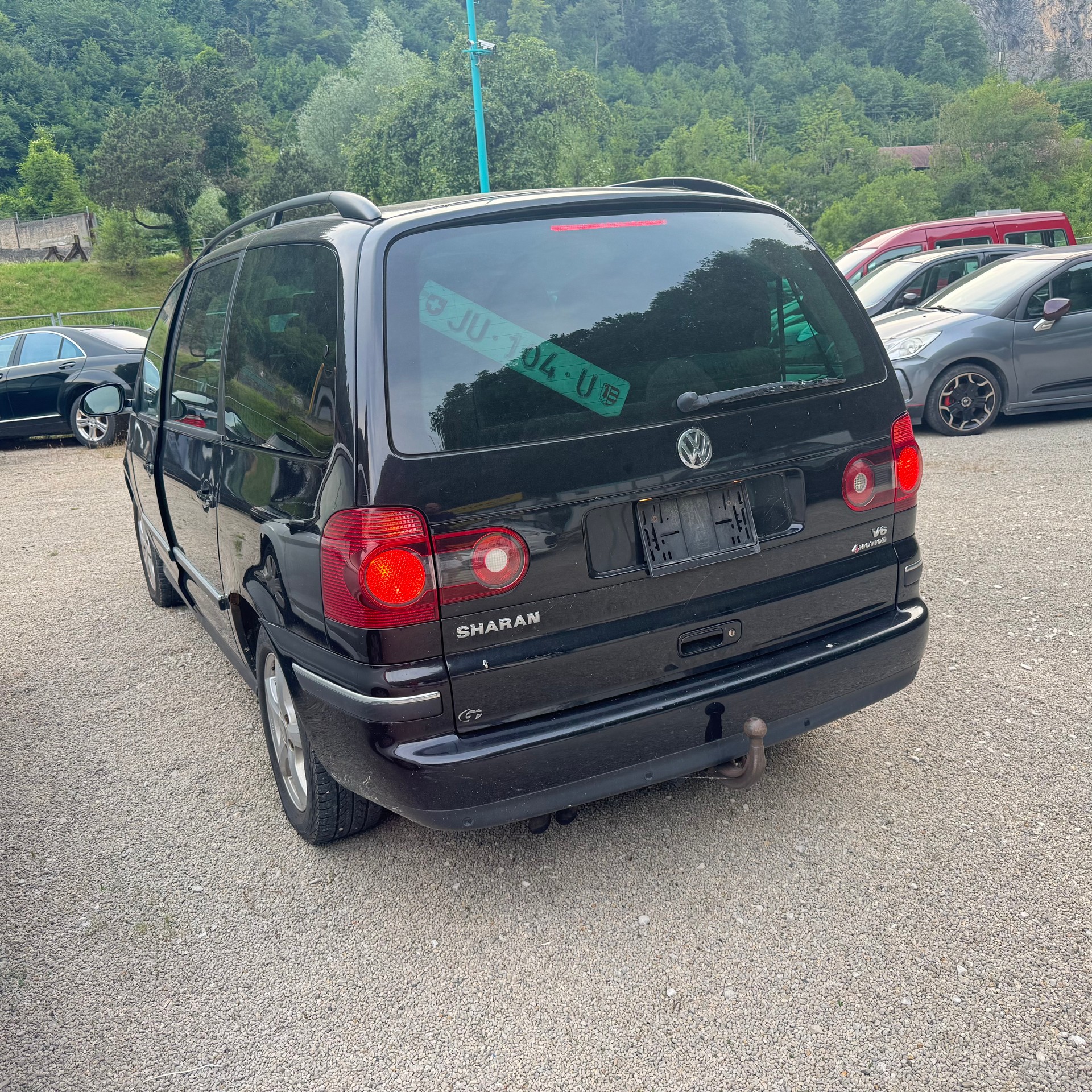 VW Sharan 2.8 V6 Highline 4Motion-image-3