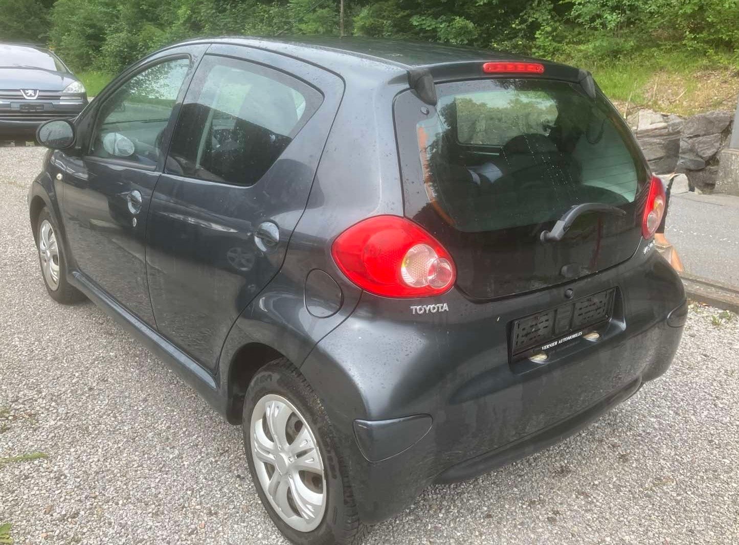TOYOTA Aygo 1.0-image-3
