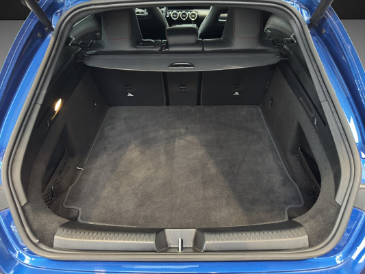 MERCEDES-BENZ CLA SB 250 8G-DCT 4M-image-12