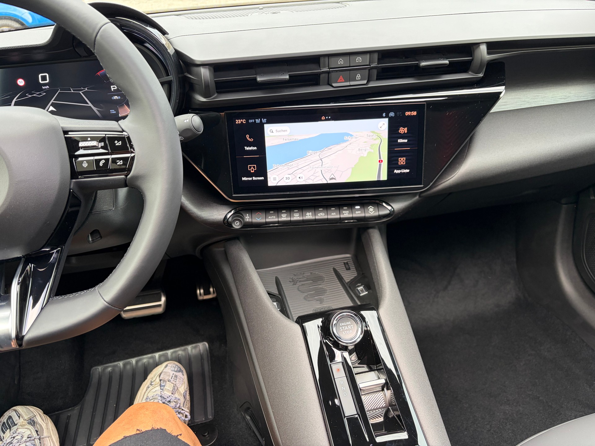 ALFA ROMEO Junior Q4-image-6