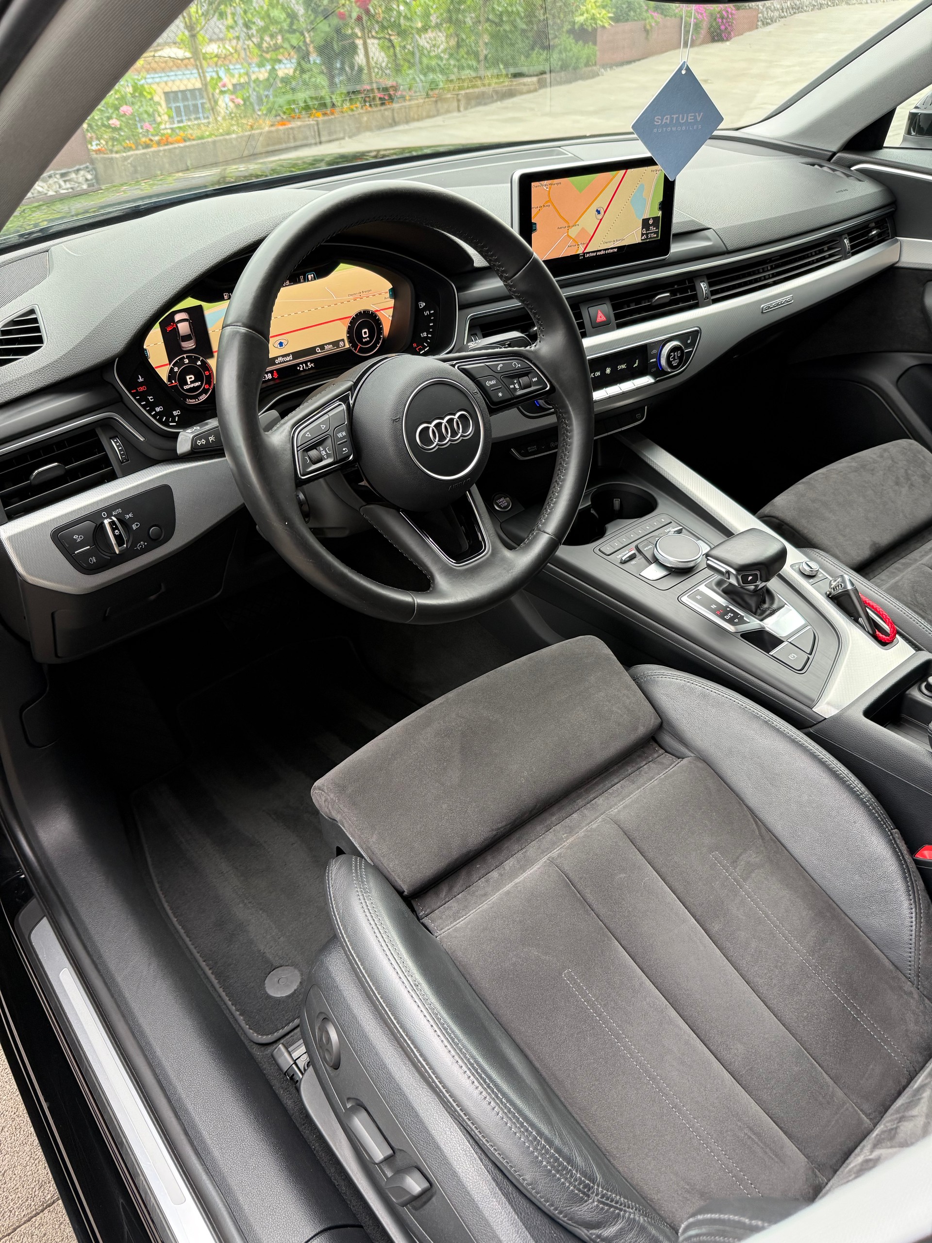 AUDI 2.0 TDI 190 Sport quattro S-Tronic-image-4