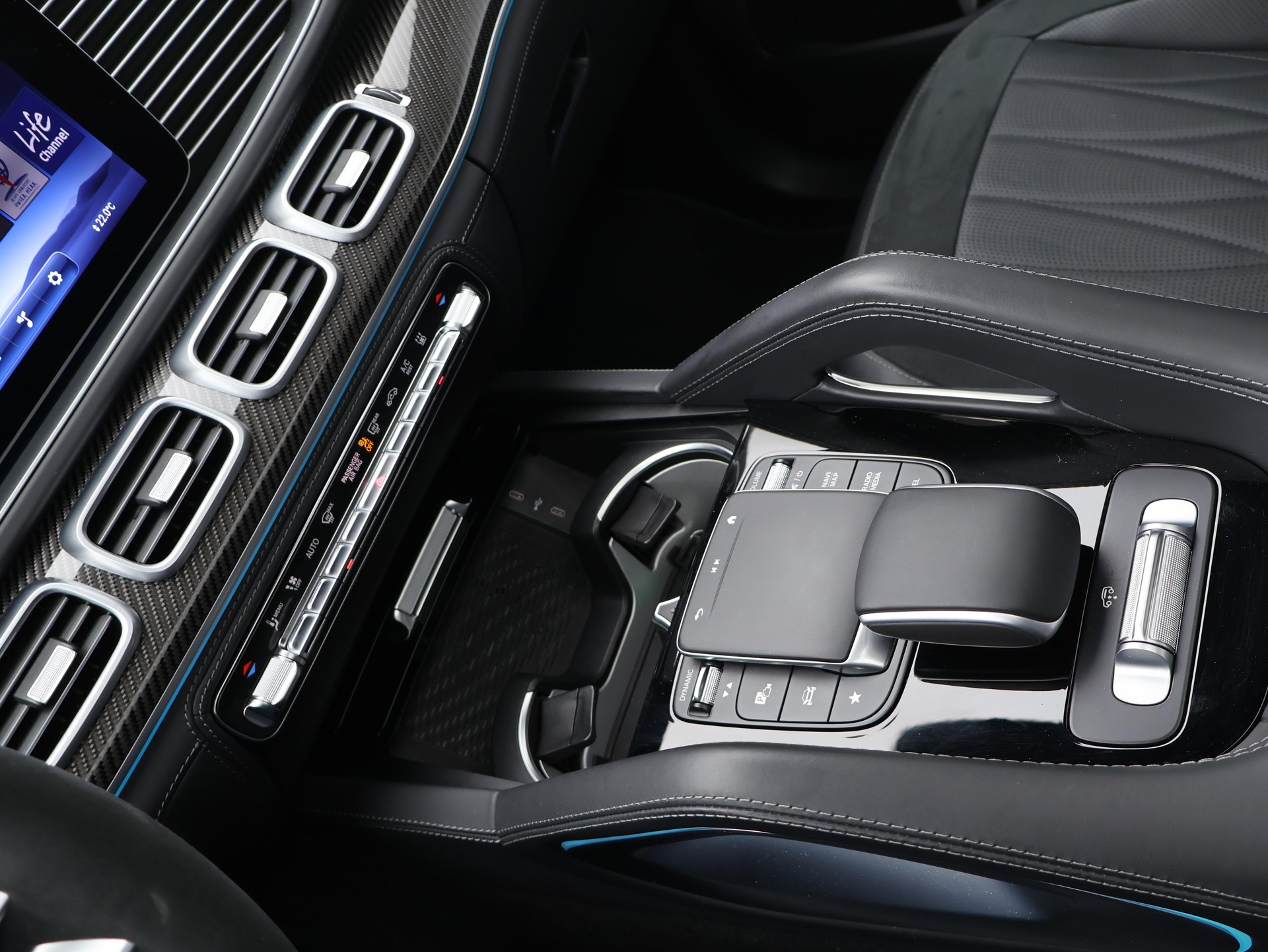 MERCEDES-BENZ GLE 63 S AMG 4matic+ Coupé-image-15