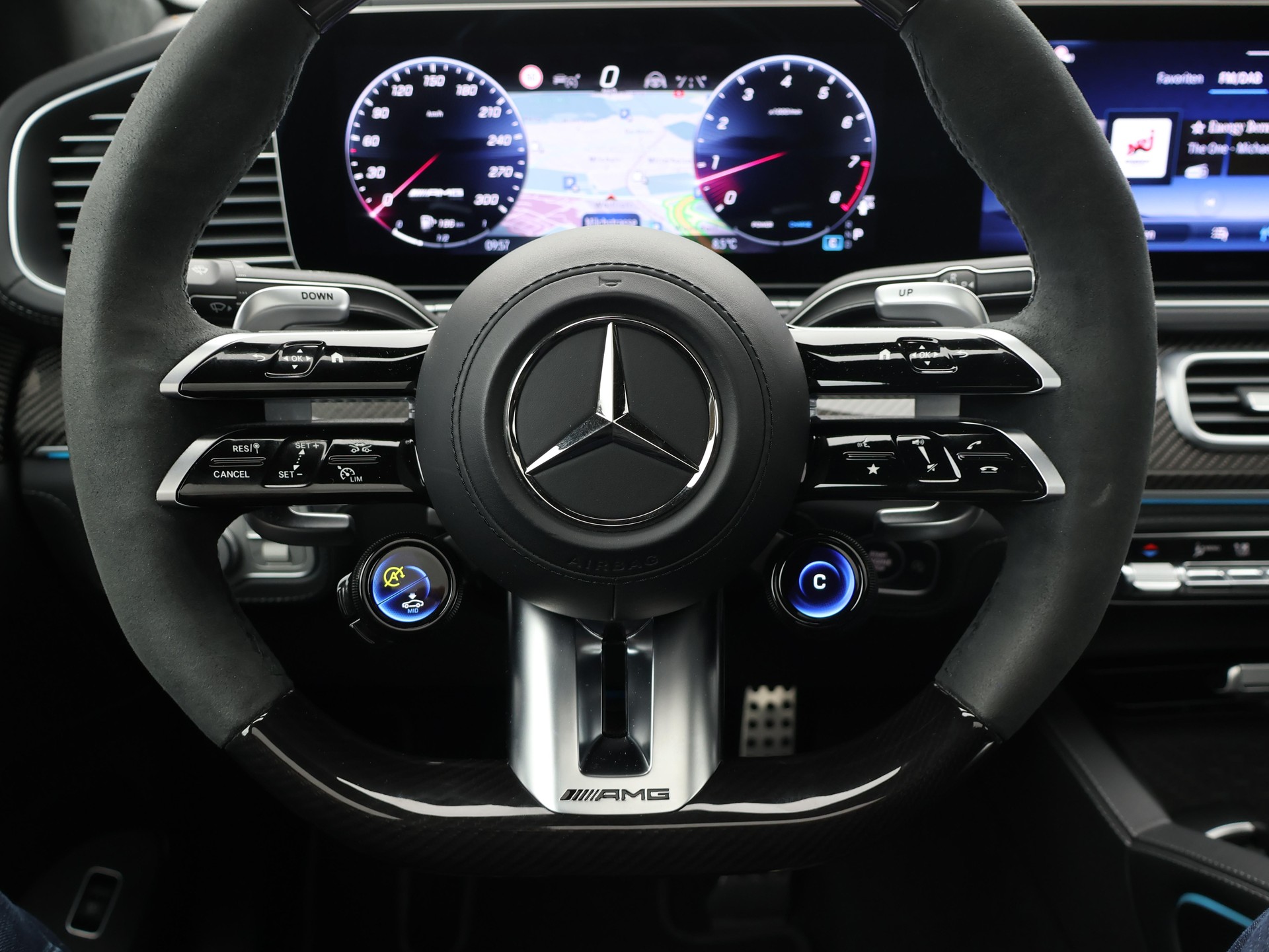 MERCEDES-BENZ GLE 63 S AMG 4matic+ Coupé-image-23