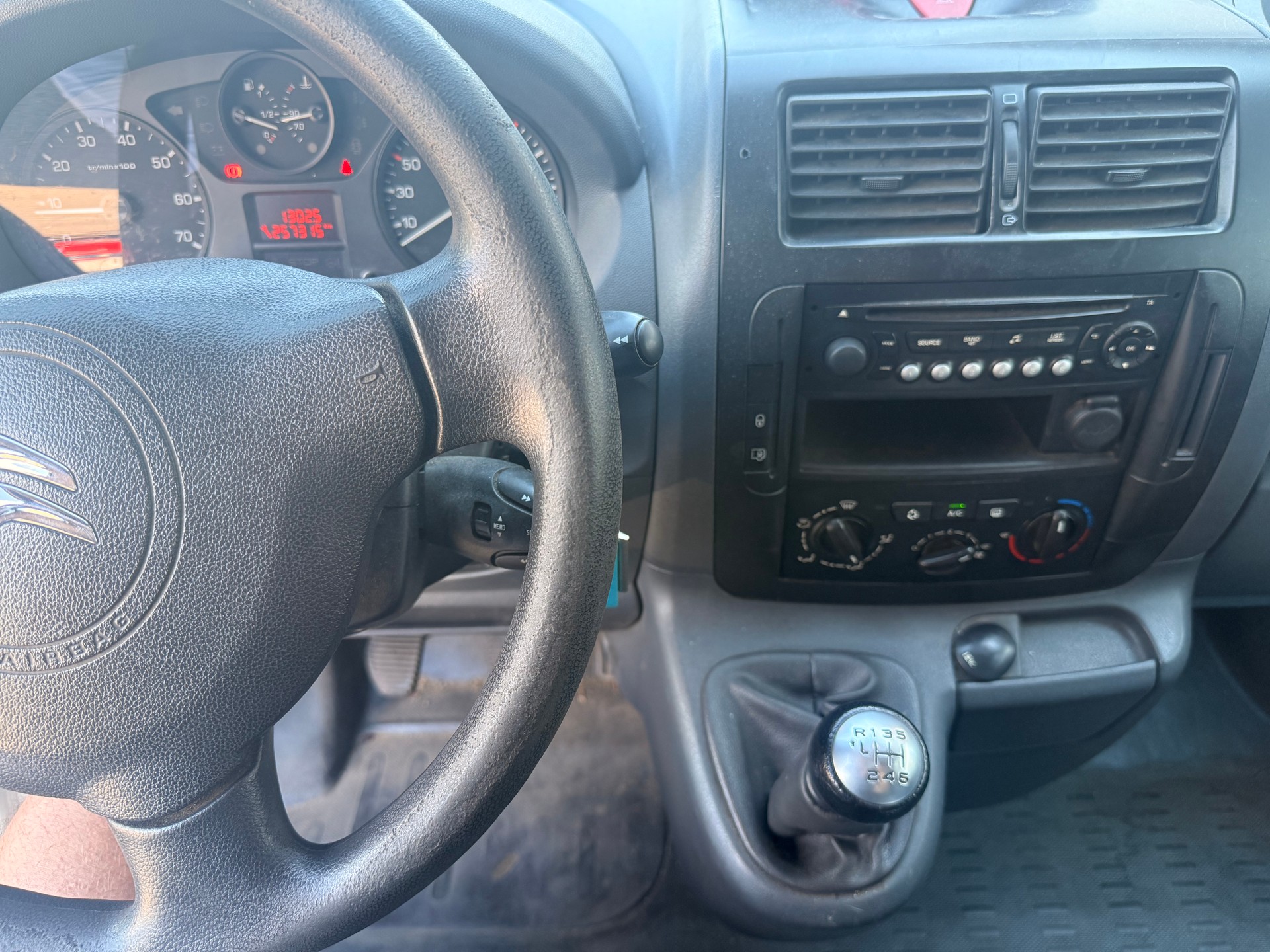 CITROEN Jumpy 2.0 HDi 12 L2H1-image-9