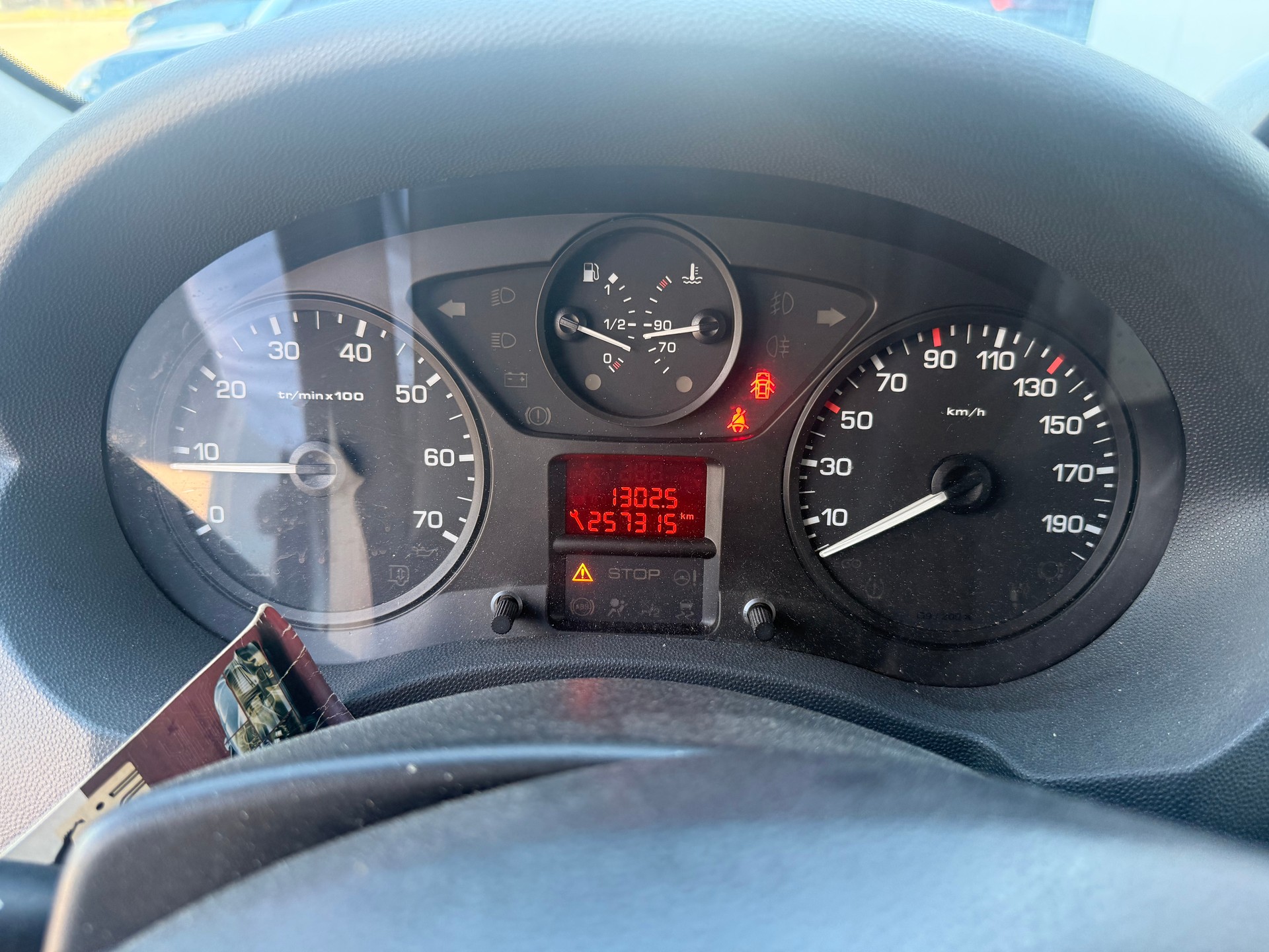 CITROEN Jumpy 2.0 HDi 12 L2H1-image-8