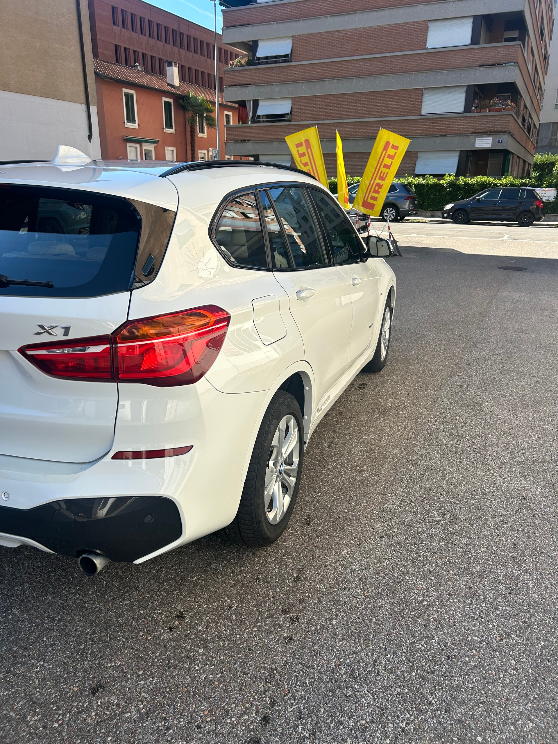 BMW X1 xDrive 25i xLine Steptronic-image-5