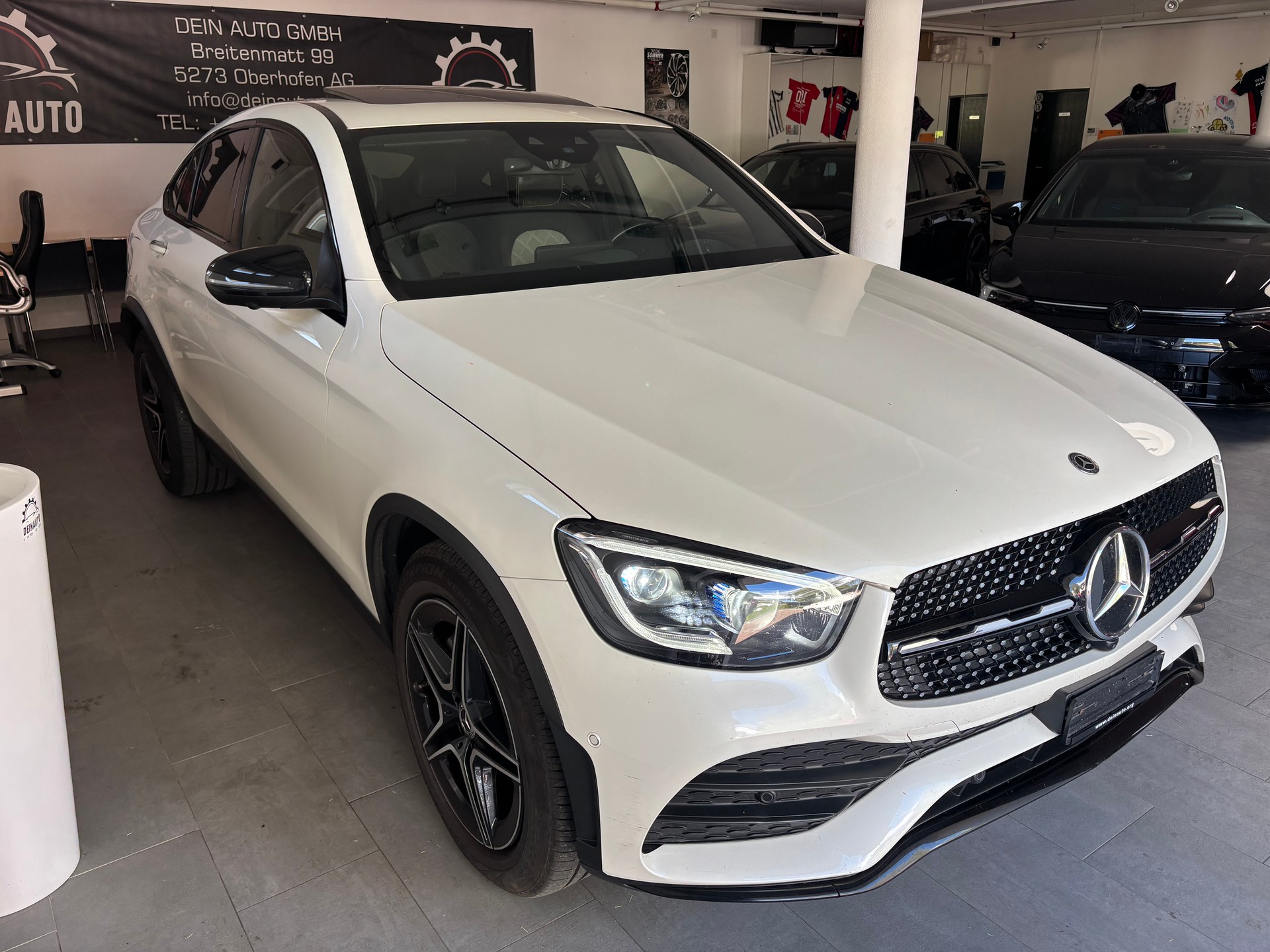 MERCEDES-BENZ GLC Coupé 200 AMG Line 4Matic 9G-Tronic-image-5