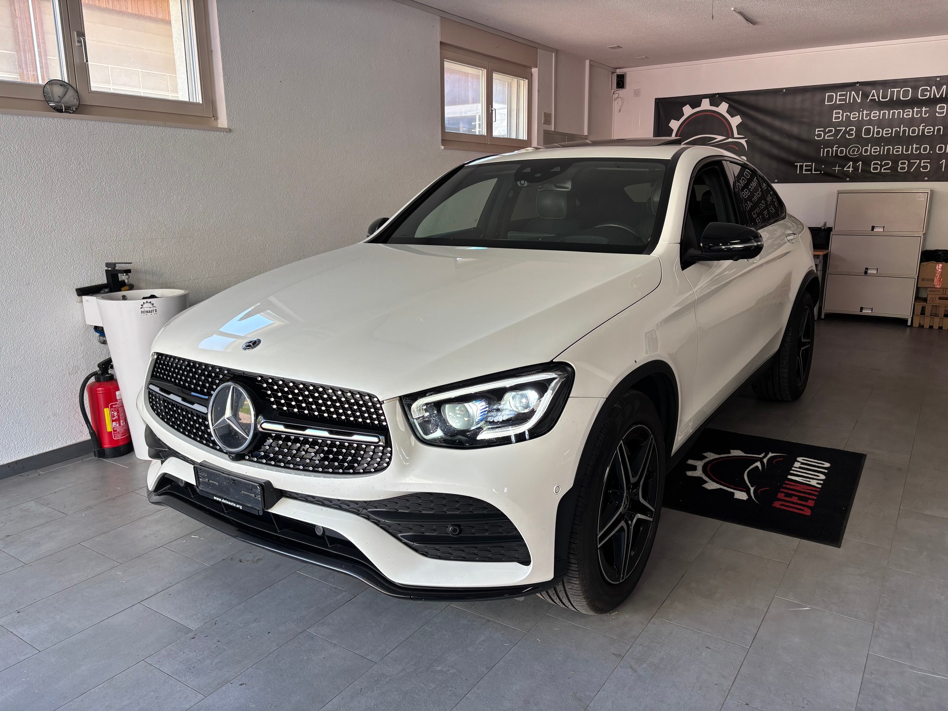 MERCEDES-BENZ GLC Coupé 200 AMG Line 4Matic 9G-Tronic-image-0