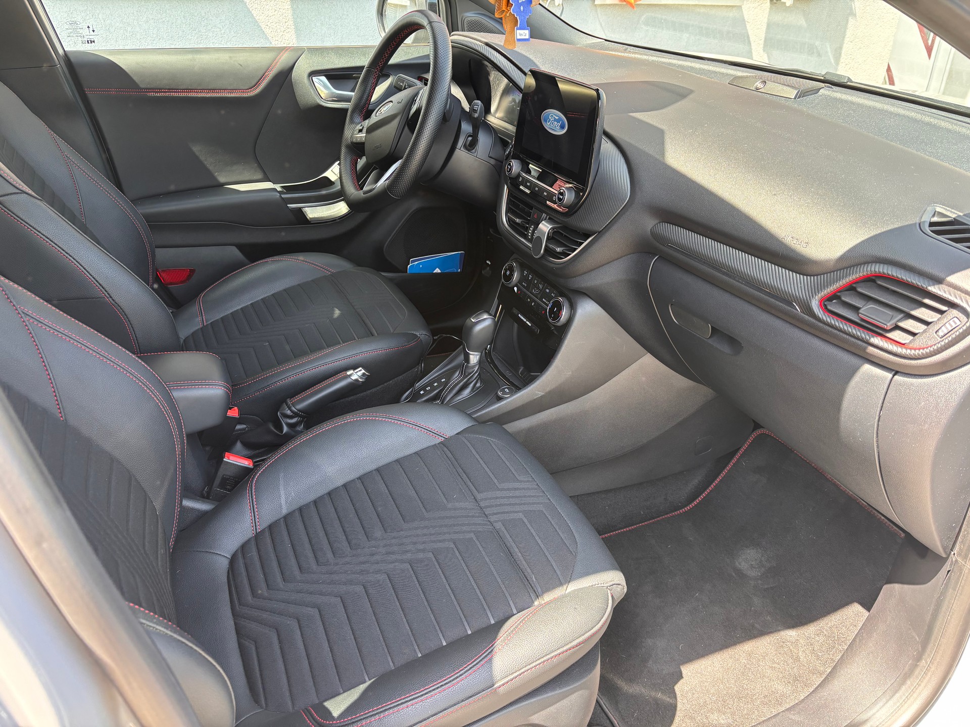 FORD 1.0 EcoB Hybrid 155 ST-Line X-image-1