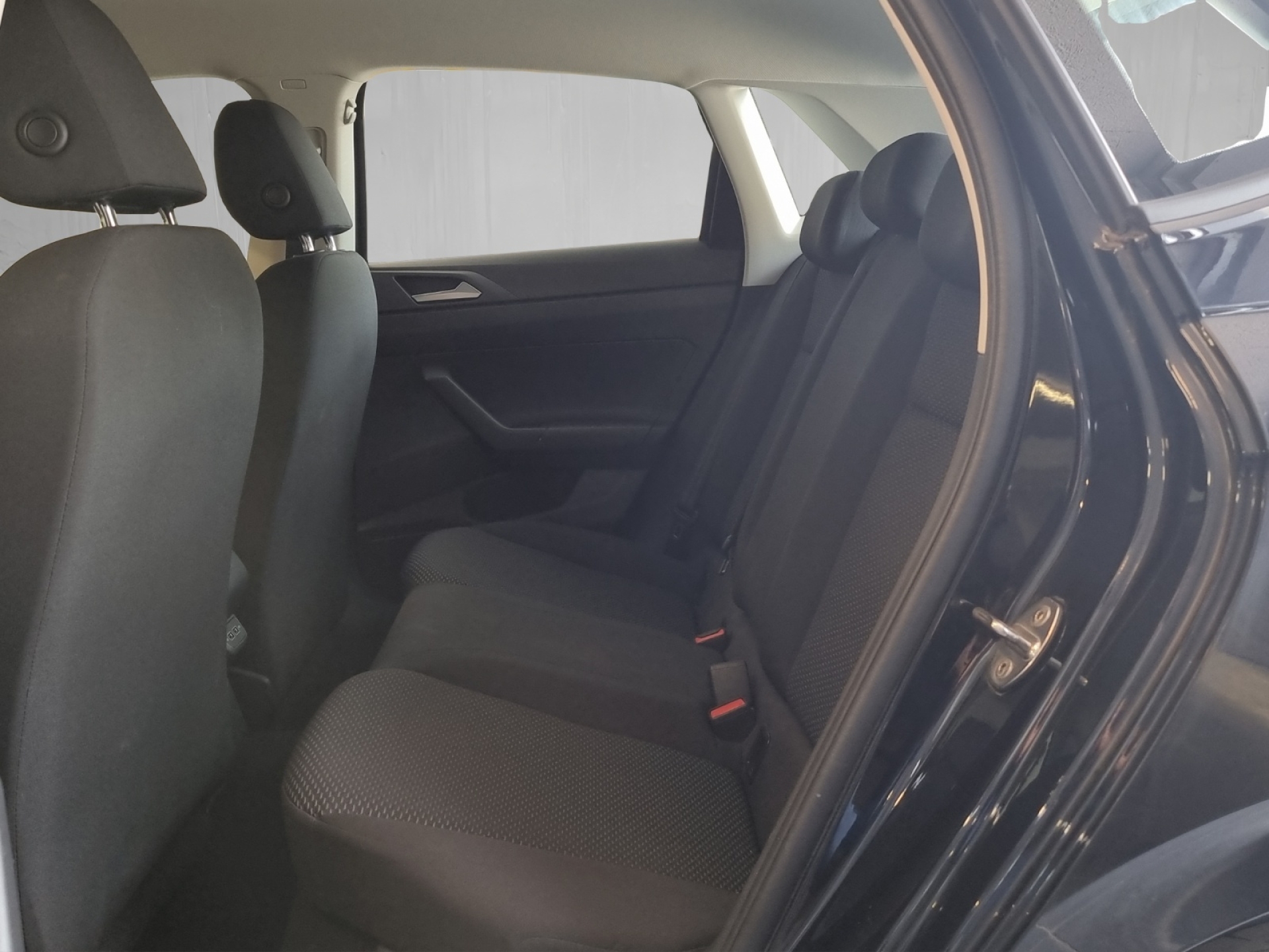 VW Polo 1.0 MPI Trendline-image-7