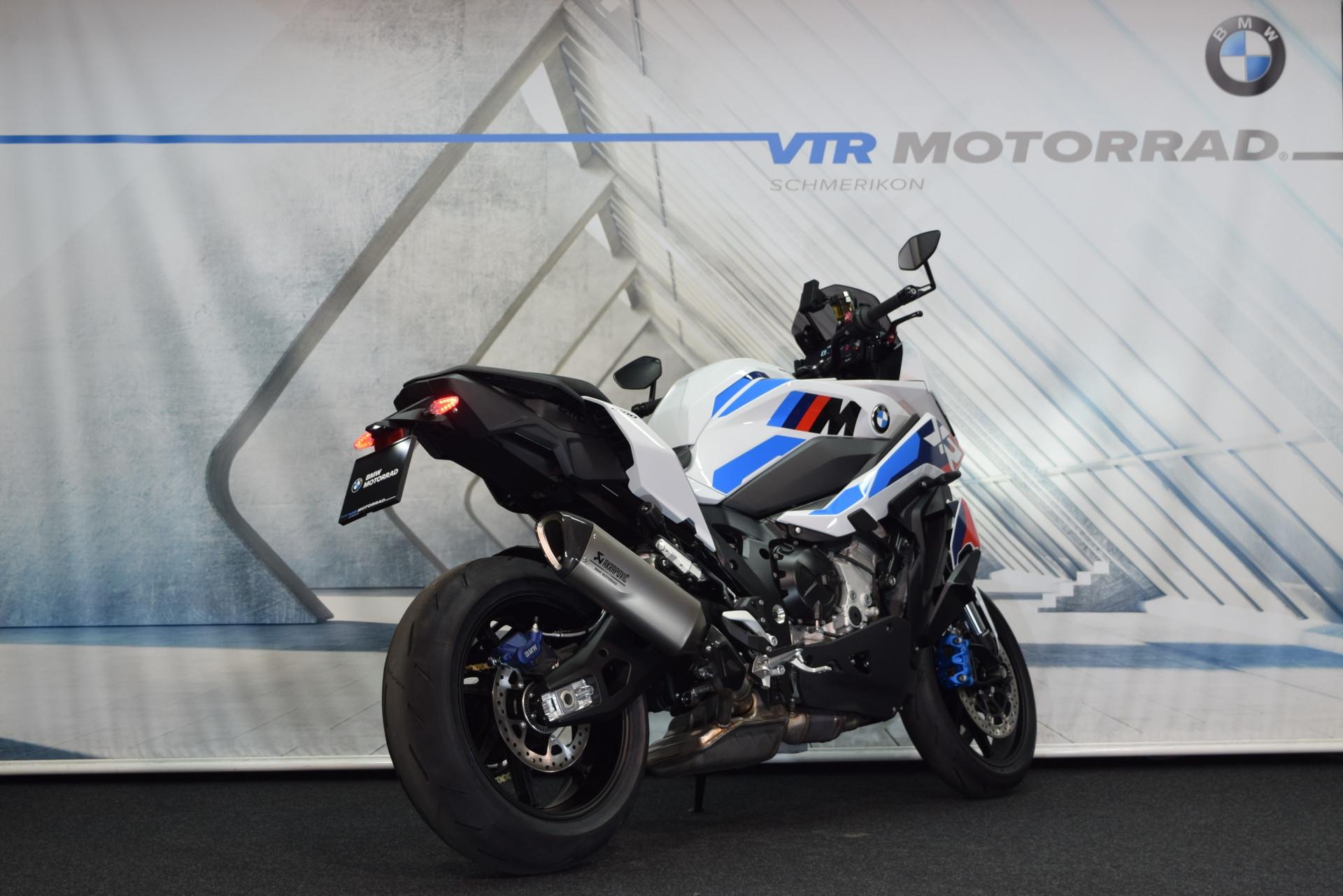 BMW M 1000 XR Sofort verfügbar!-showroom-element-2