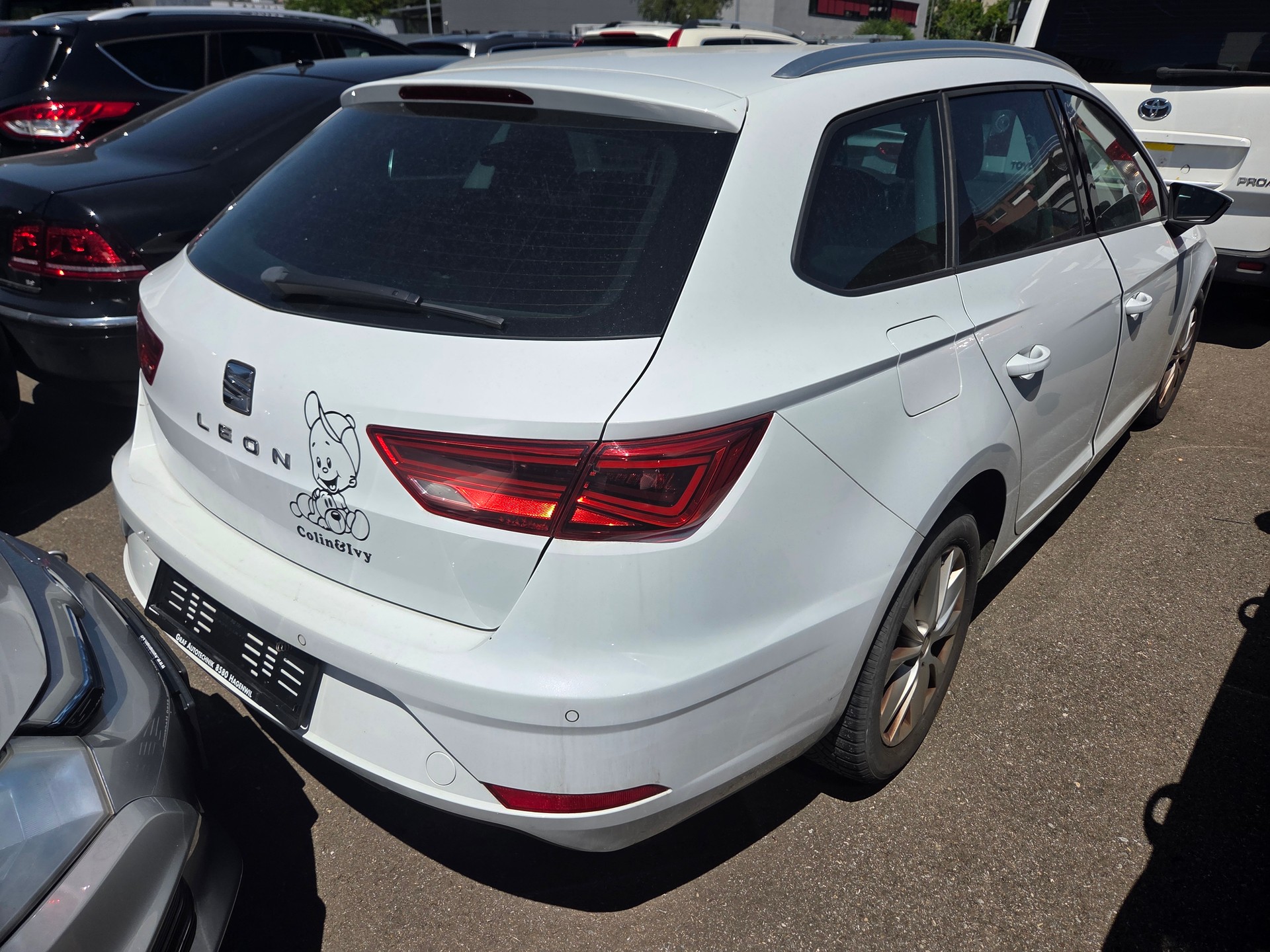 SEAT Leon ST 2.0 TDI CR Xcellence DSG-image-2