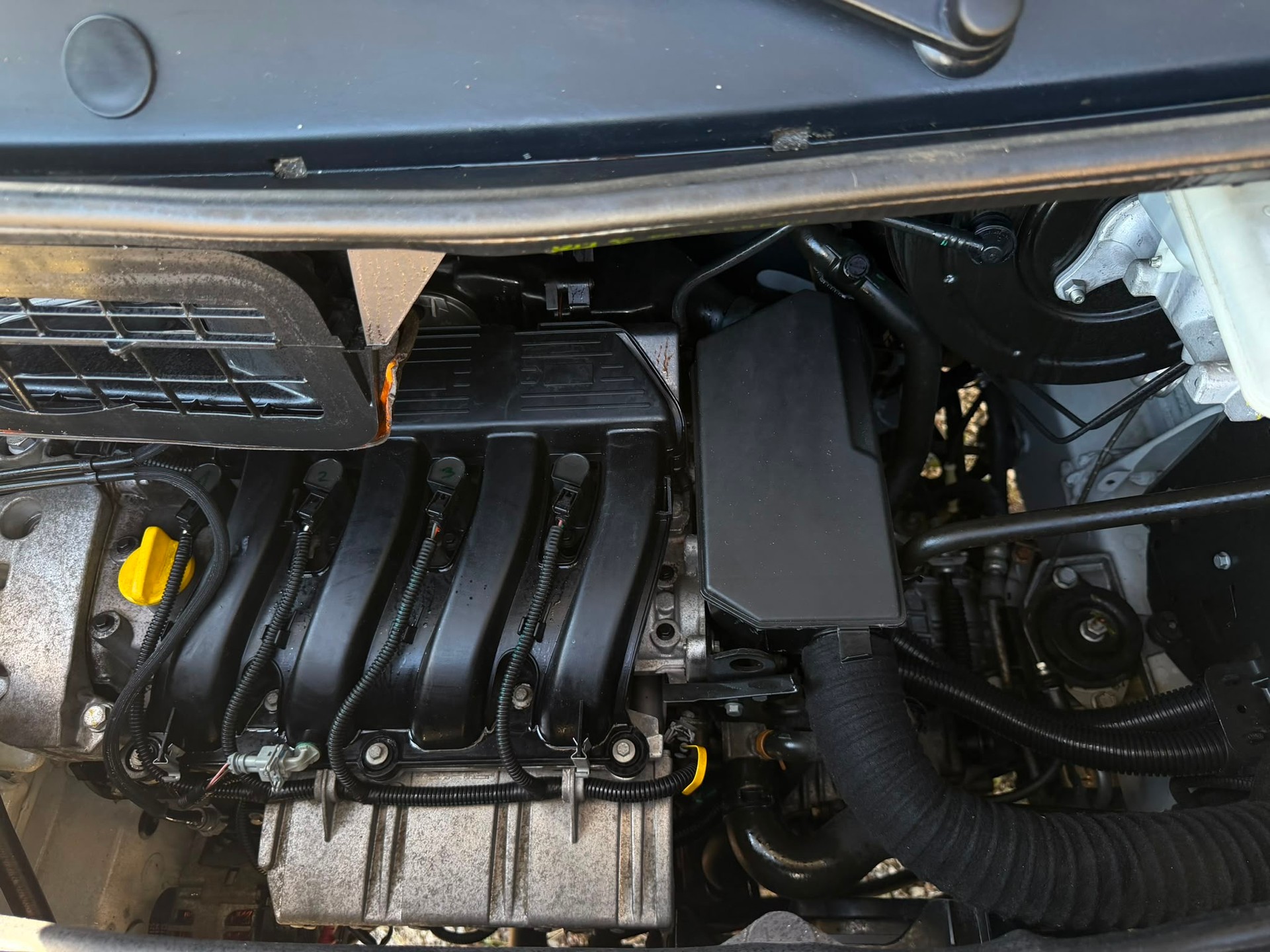 NISSAN Primastar 2.0i 16V 120 Premium 2.9t-image-2