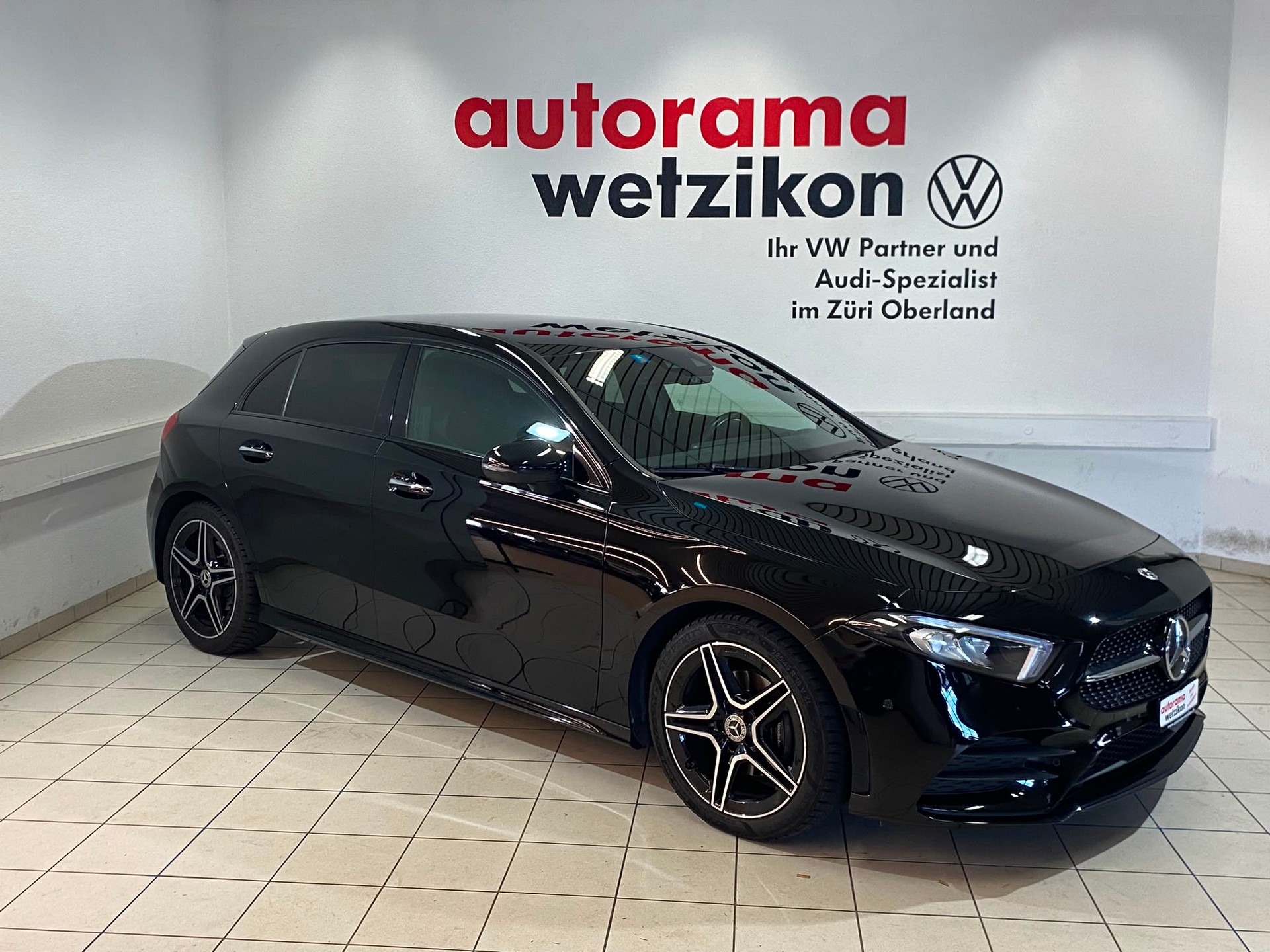MERCEDES-BENZ A 200 AMG Line 7G-DCT-image-0