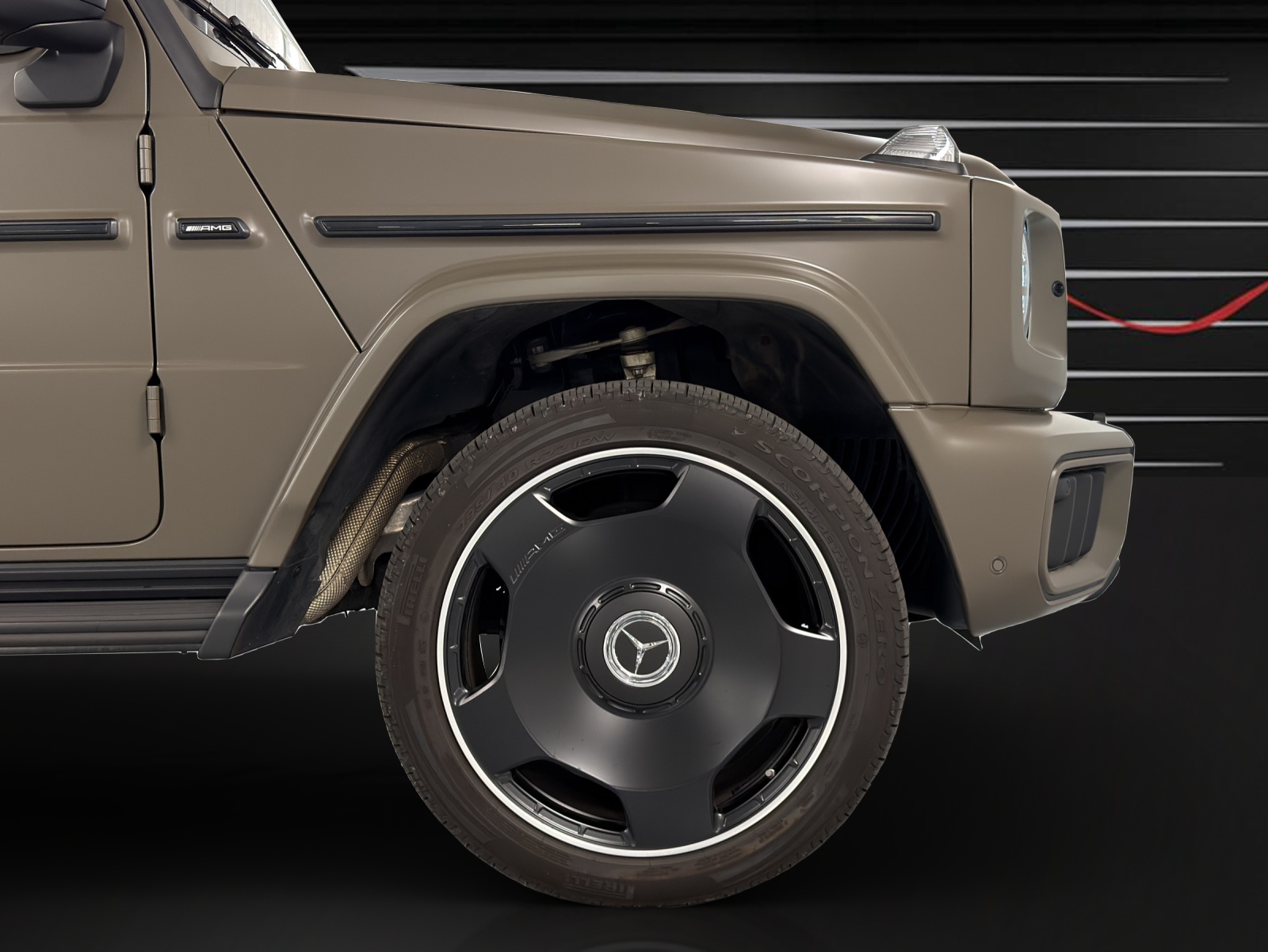 MERCEDES-BENZ G 63 AMG 9G-Tronic-image-7