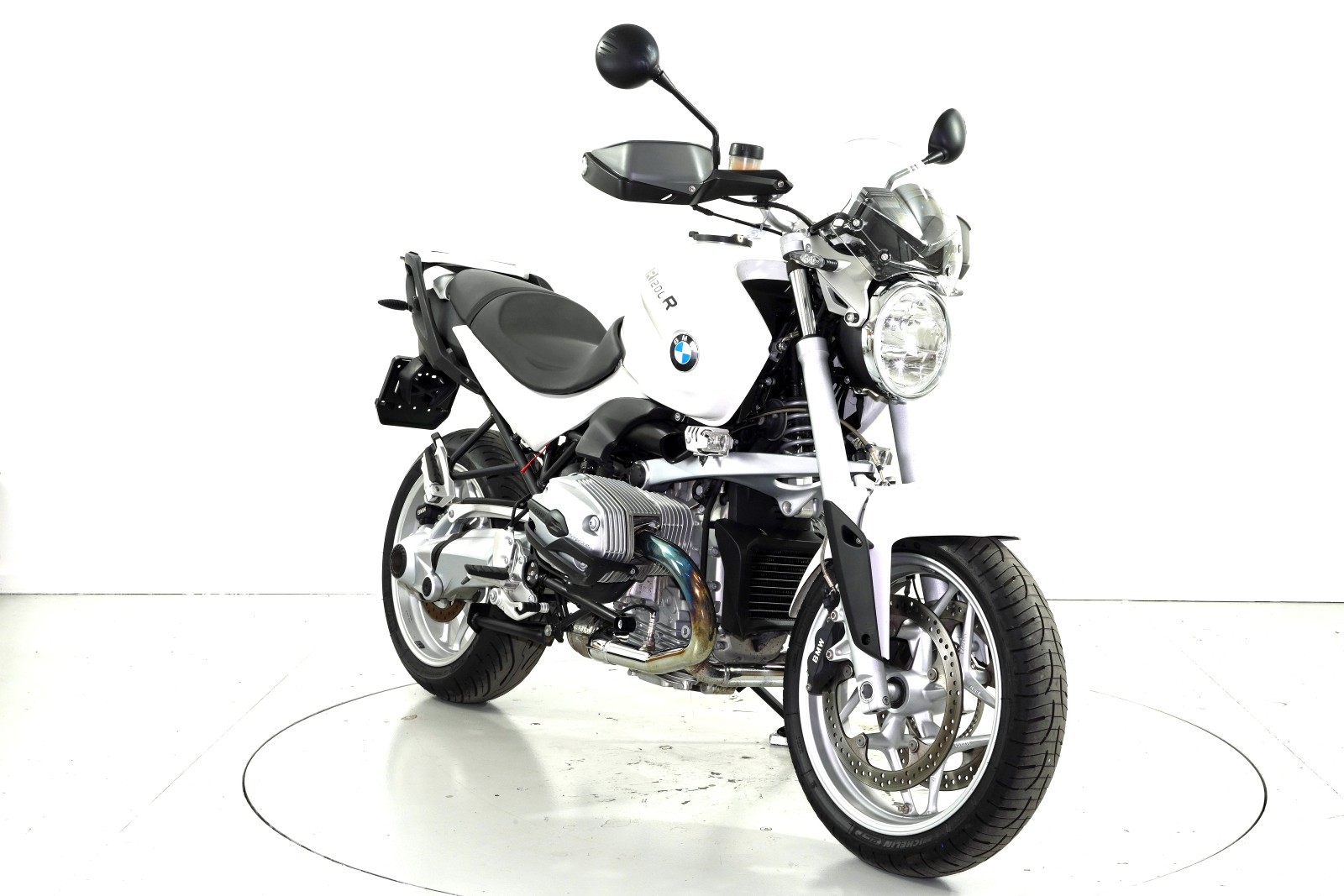 BMW R 1200 R ABS-showroom-element-1