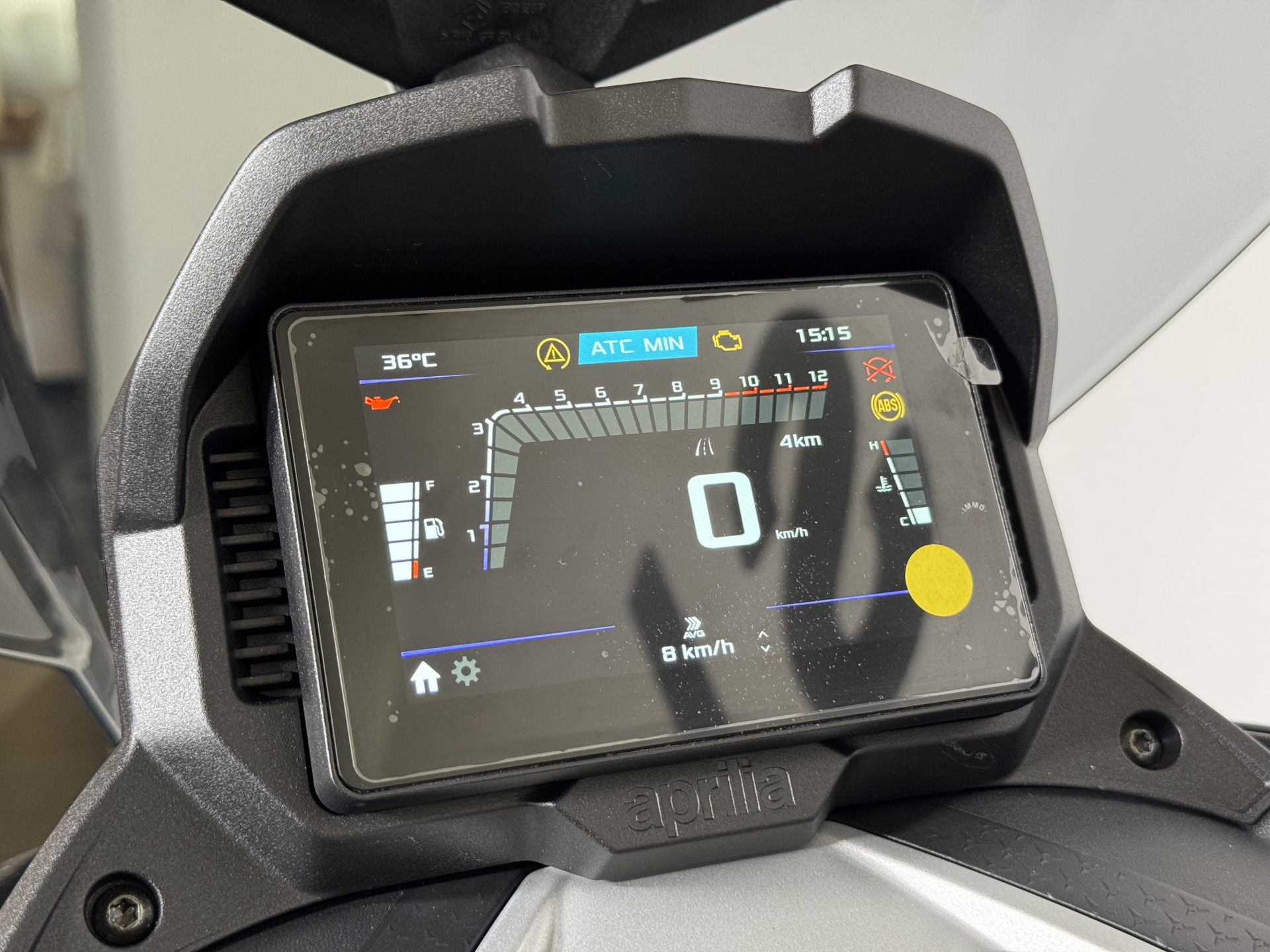 APRILIA SR GT 400-image-4