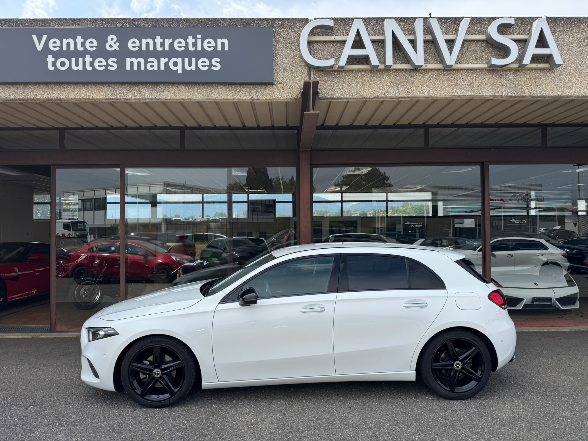 Car photo