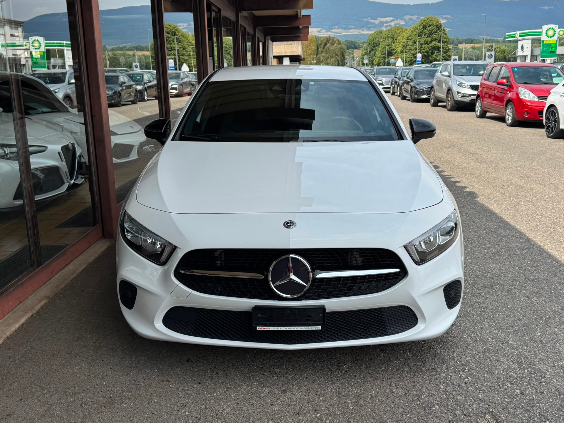 MERCEDES-BENZ A 200 Progressive 7G-DCT-image-2