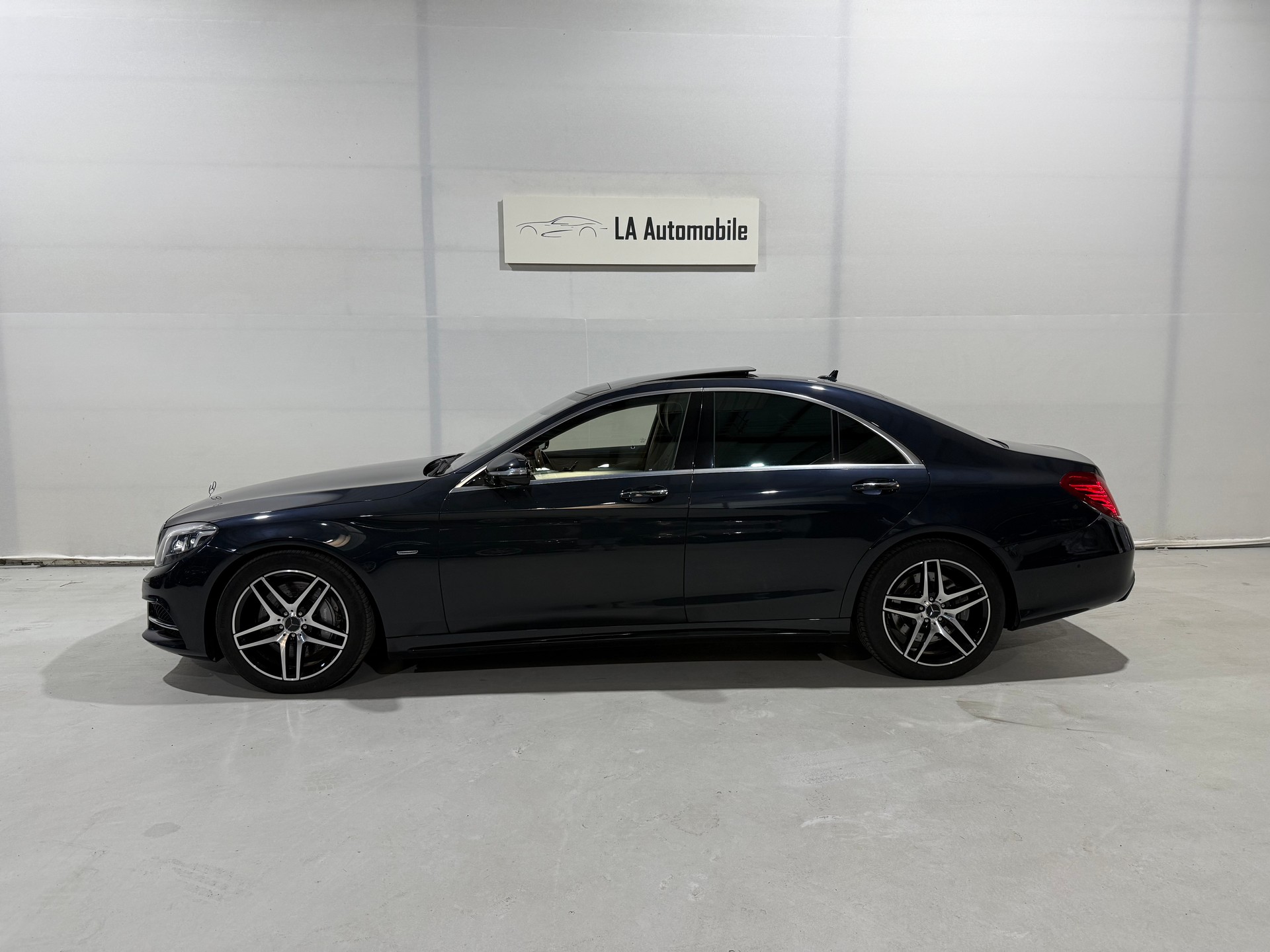 MERCEDES-BENZ S 500 Edition 1 AMG Line 4Matic 7G-Tronic-image-2