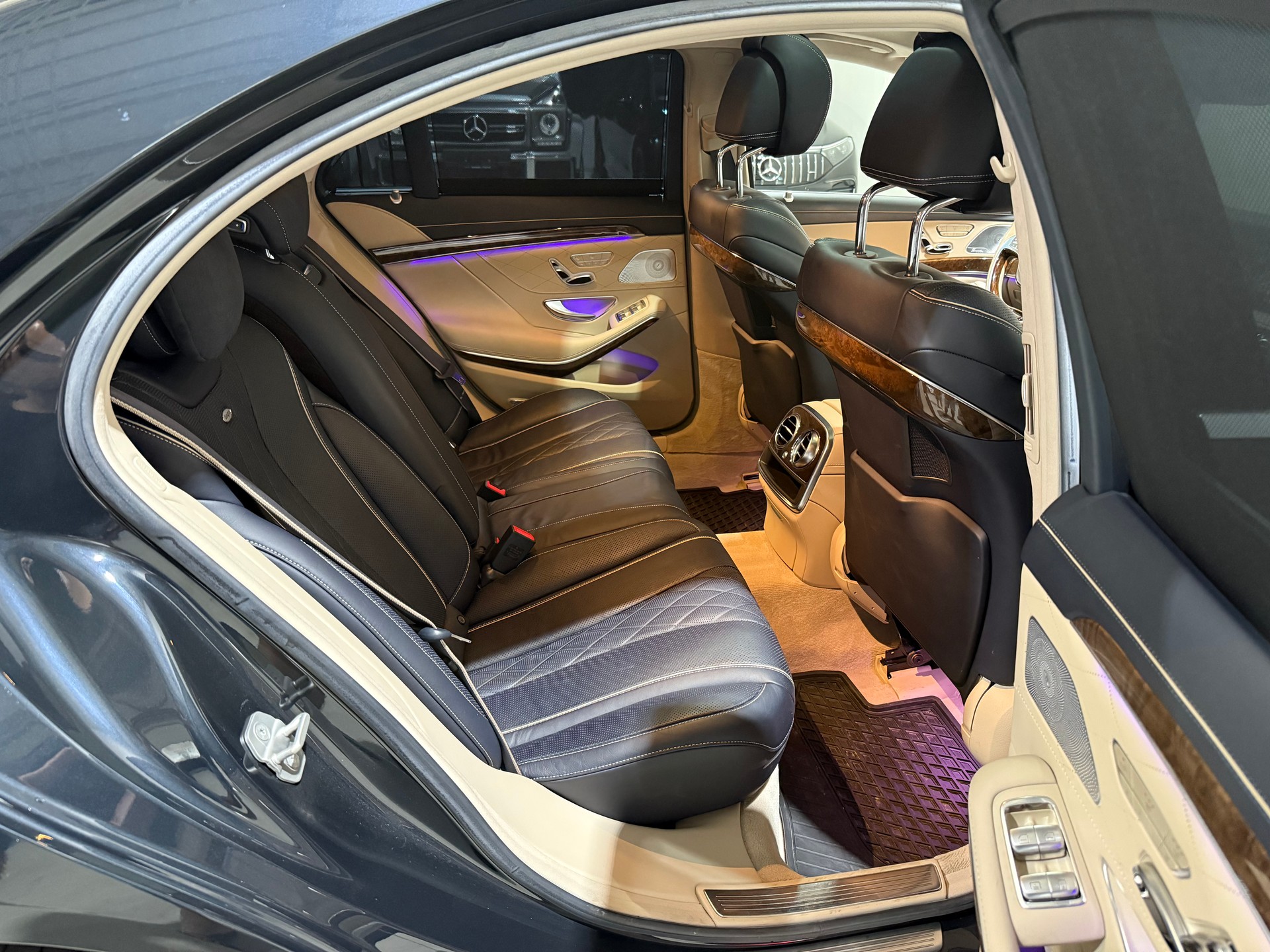 MERCEDES-BENZ S 500 Edition 1 AMG Line 4Matic 7G-Tronic-image-13