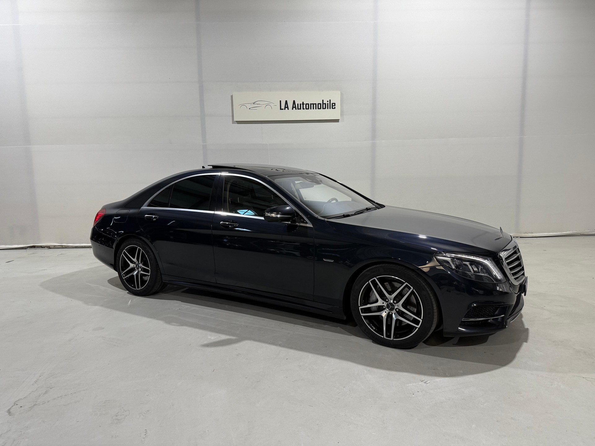 MERCEDES-BENZ S 500 Edition 1 AMG Line 4Matic 7G-Tronic-image-4