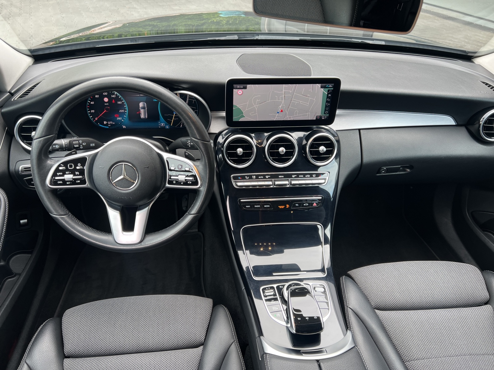 MERCEDES-BENZ C 200 Swiss Star Avantgarde 4M 9G-Tronic-image-10