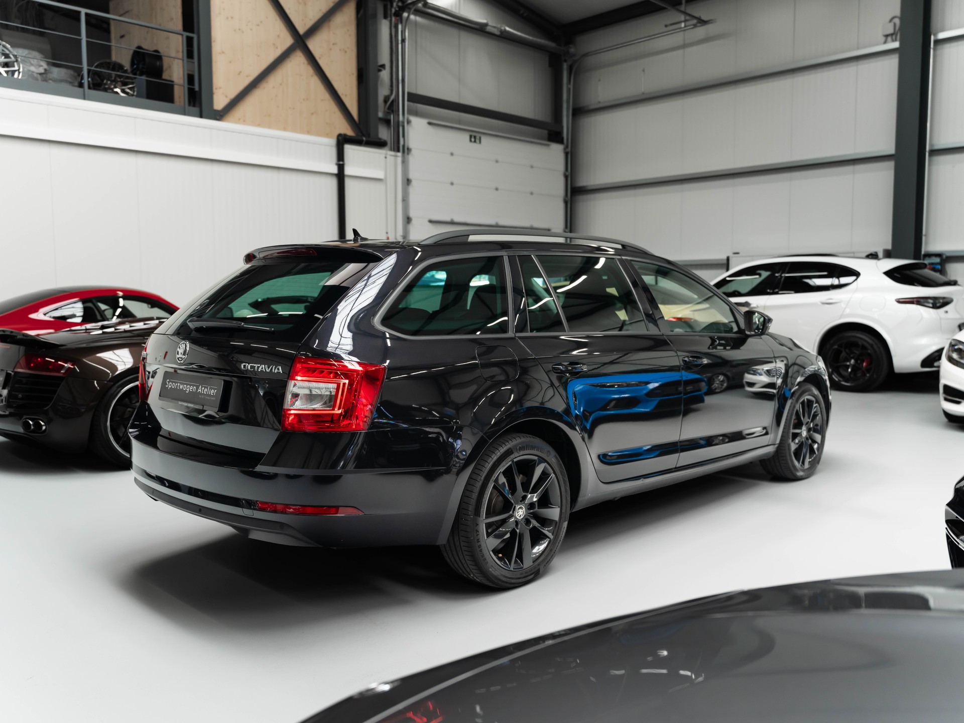SKODA Octavia Combi 1.6 TDI Ambition DSG-image-3