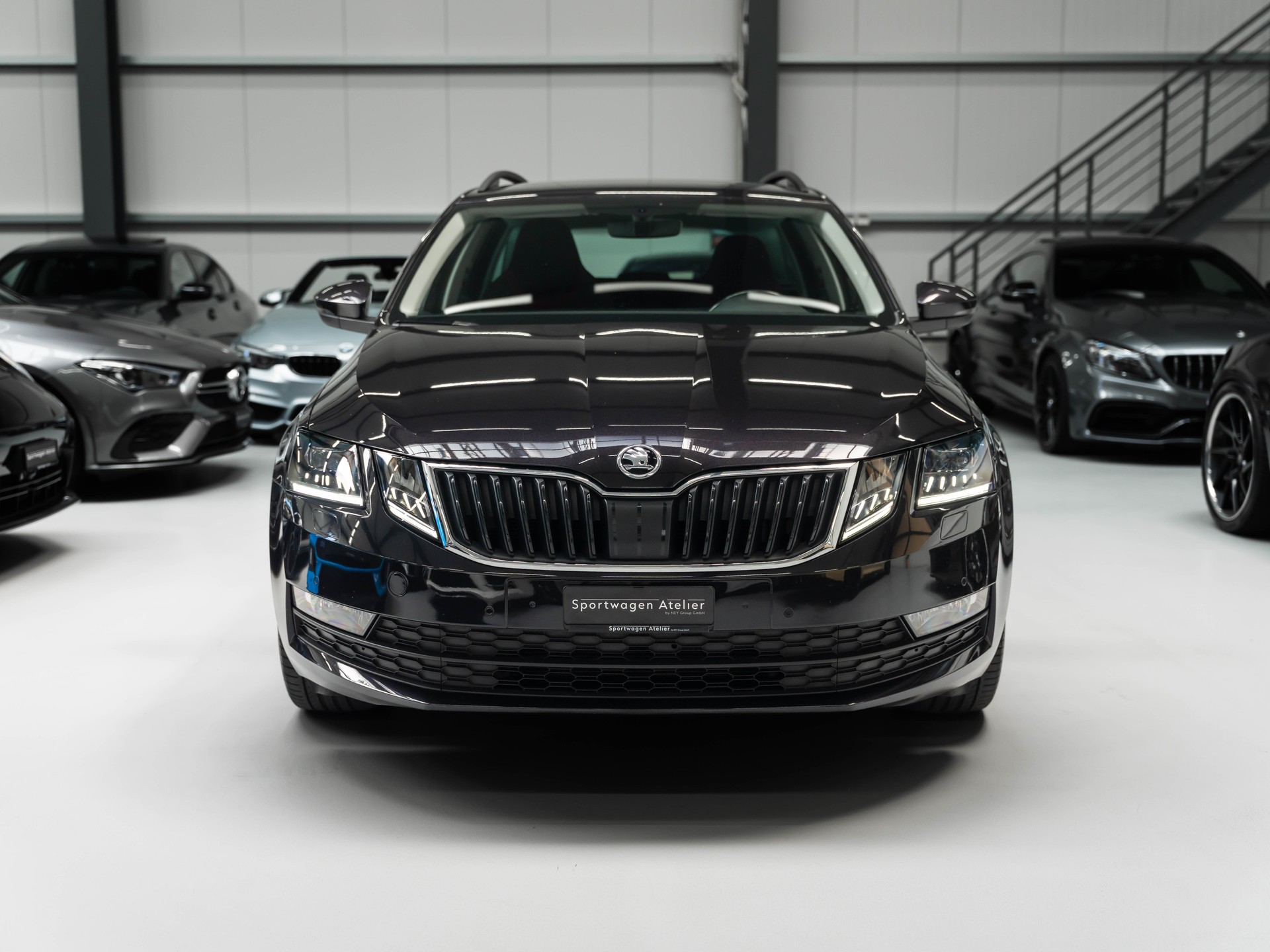 SKODA Octavia Combi 1.6 TDI Ambition DSG-image-5