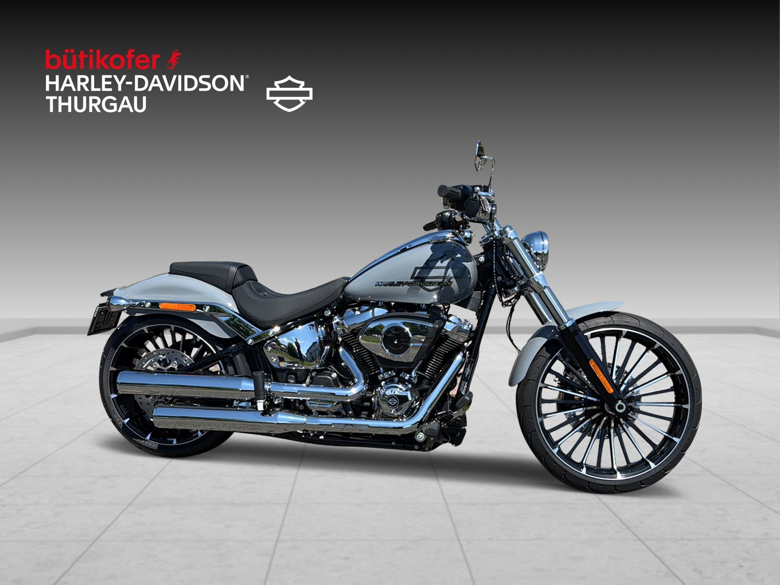 HARLEY-DAVIDSON FXBR Breakout 117ci-showroom-element-1