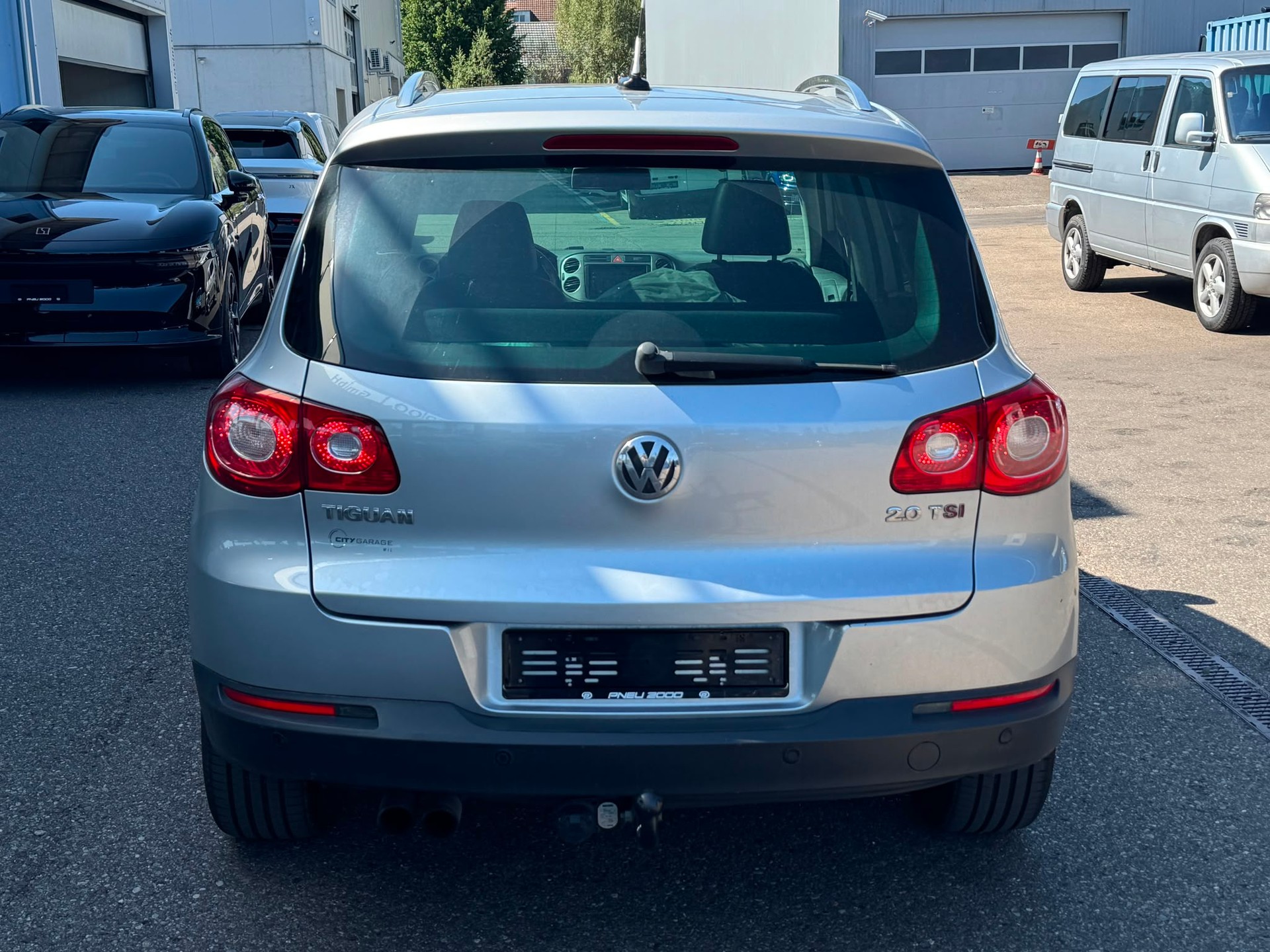 VW Tiguan 2.0 TSI Sport&Style Tiptronic-showroom-element-2