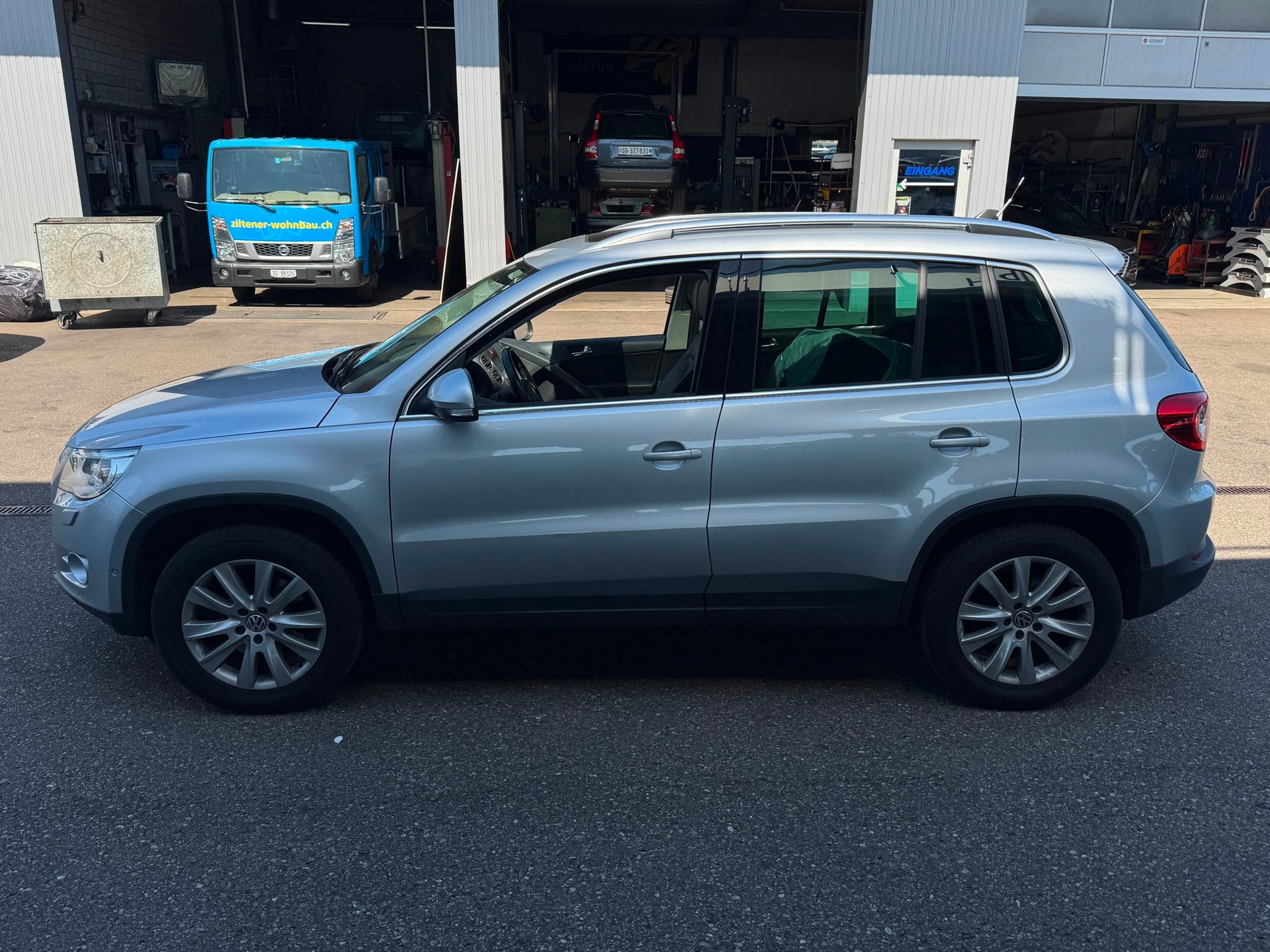 VW Tiguan 2.0 TSI Sport&Style Tiptronic-showroom-element-1