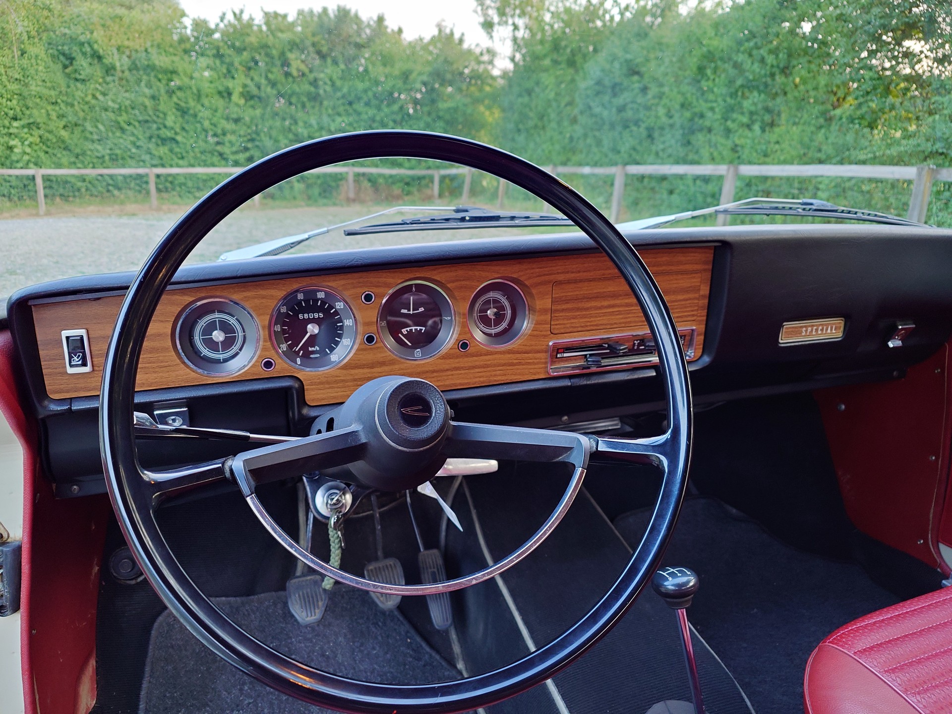 SIMCA 1301 Spezial-image-9
