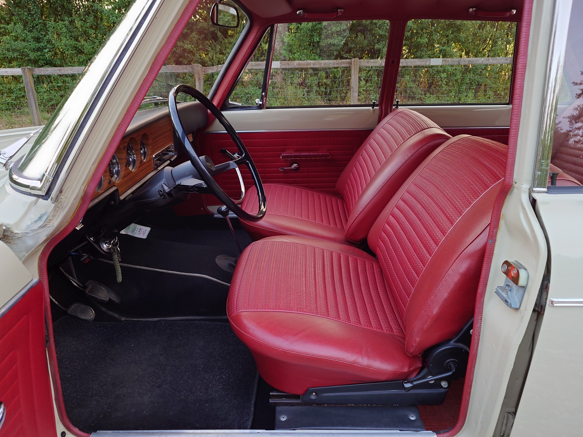 SIMCA 1301 Spezial-image-7